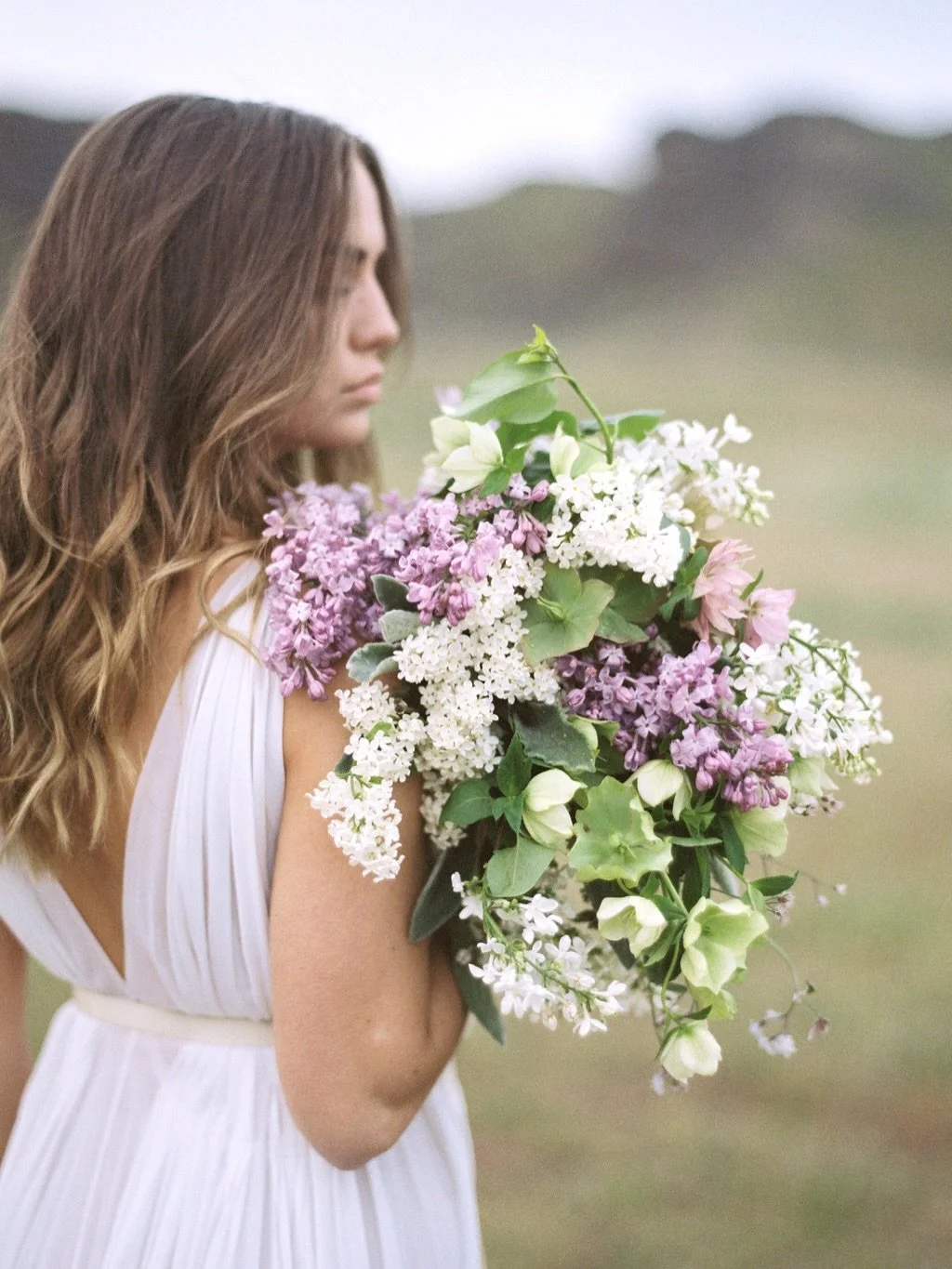 Spring always brings back the blooms I love most&hellip; especially lilacs. 💜

I grew up with lilac trees just outside my bedroom window, the scent drifting in on the breeze. It was soft and familiar and meant spring had finally arrived. I still can