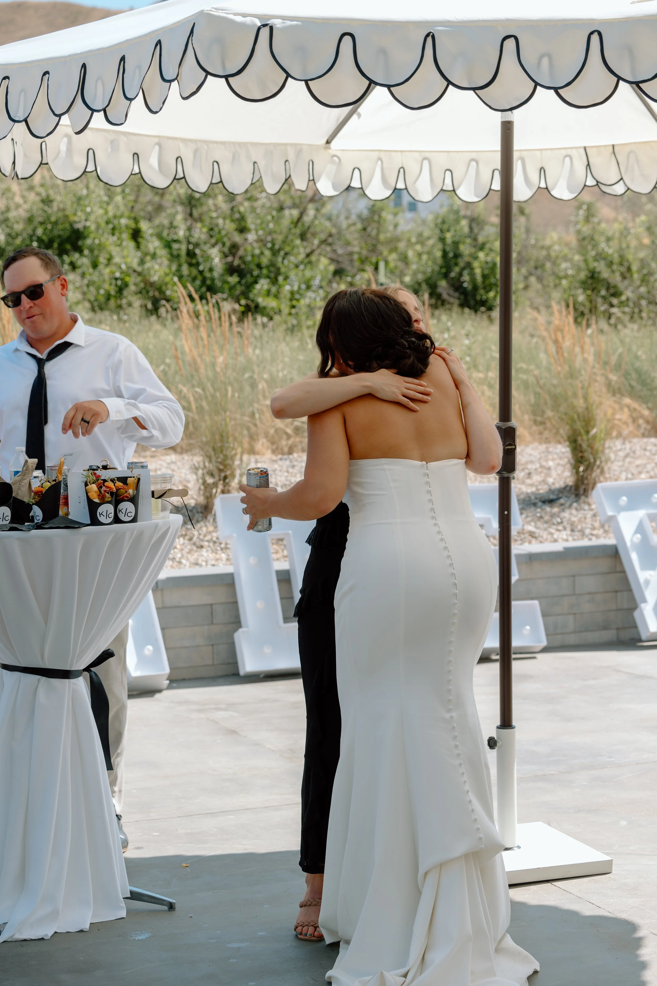 ira and lucy wedding planner umbrella rentals wedding rentals26.jpg
