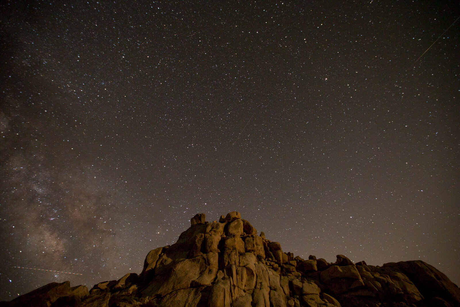 150707_JoshuaTreeTimelapseStars-BrookeDuthiePhoto_00097.jpg