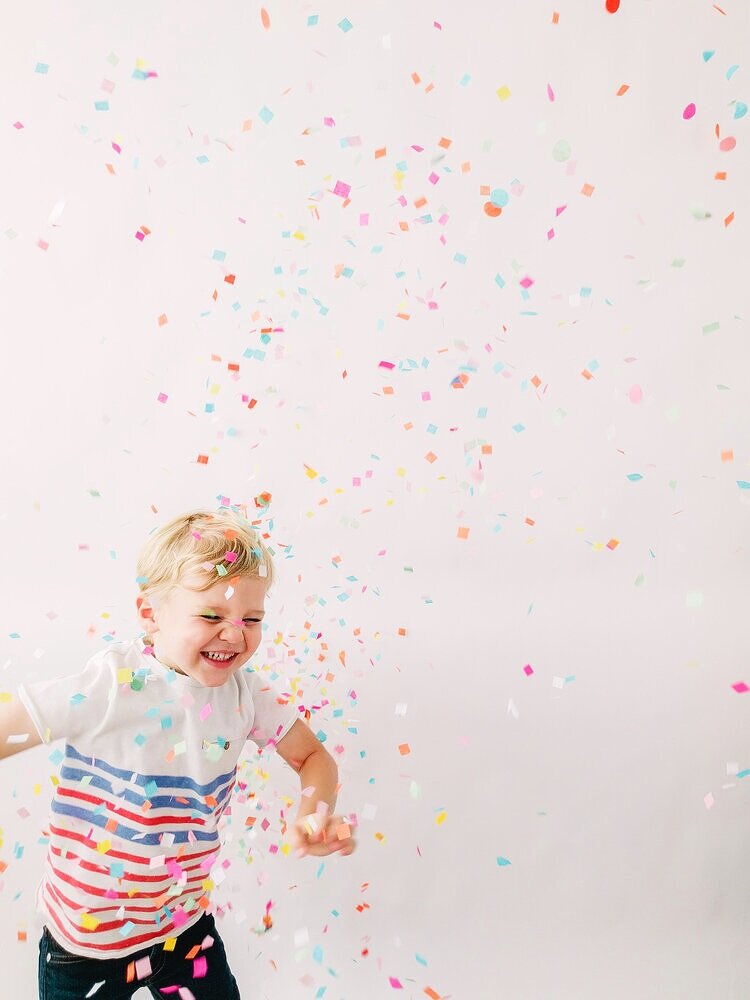 GreyConfetti01.jpg