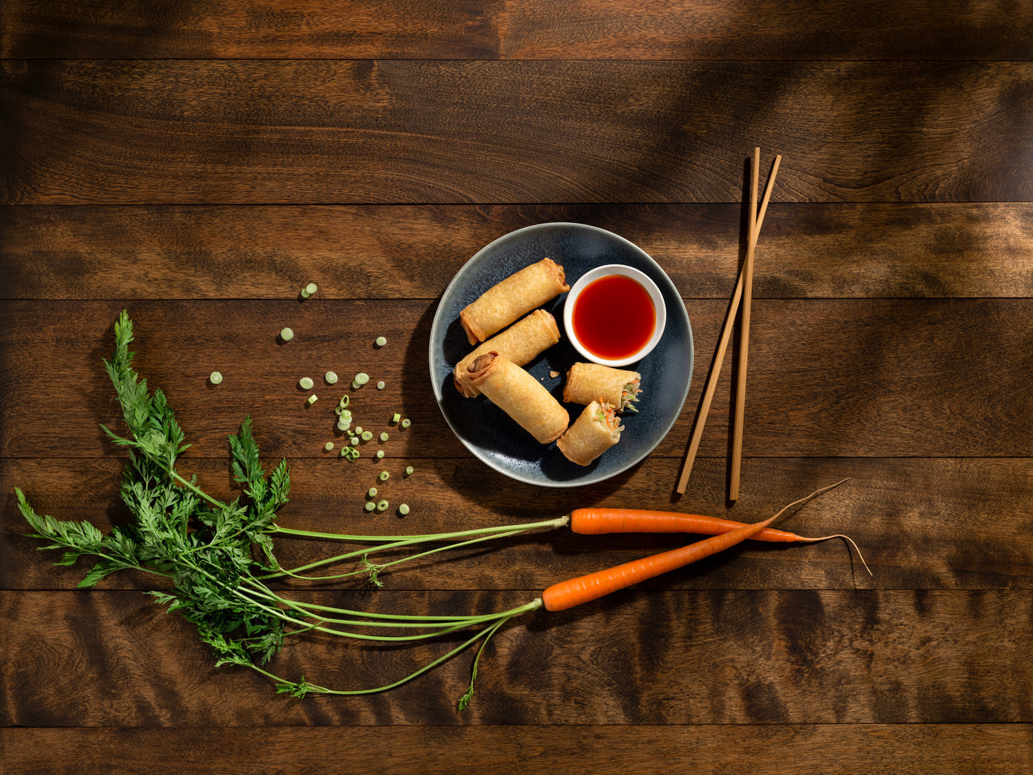 LL_ChickenEggRolls_Plated_0188-V04.jpg
