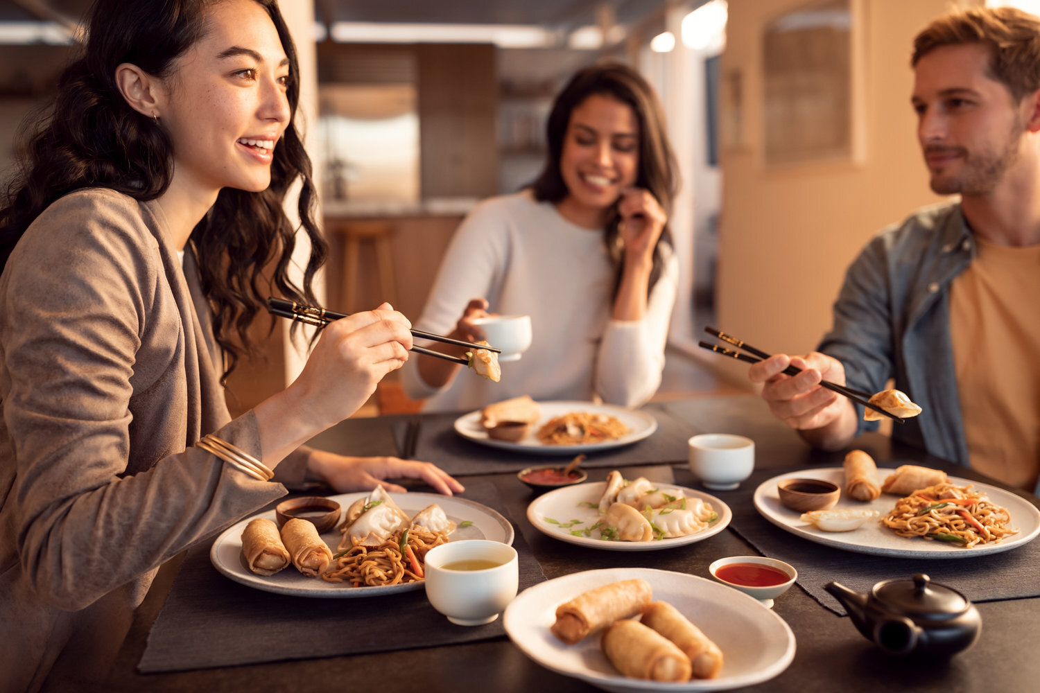 LL_Potstickers_Hosting_4636-V02.jpg
