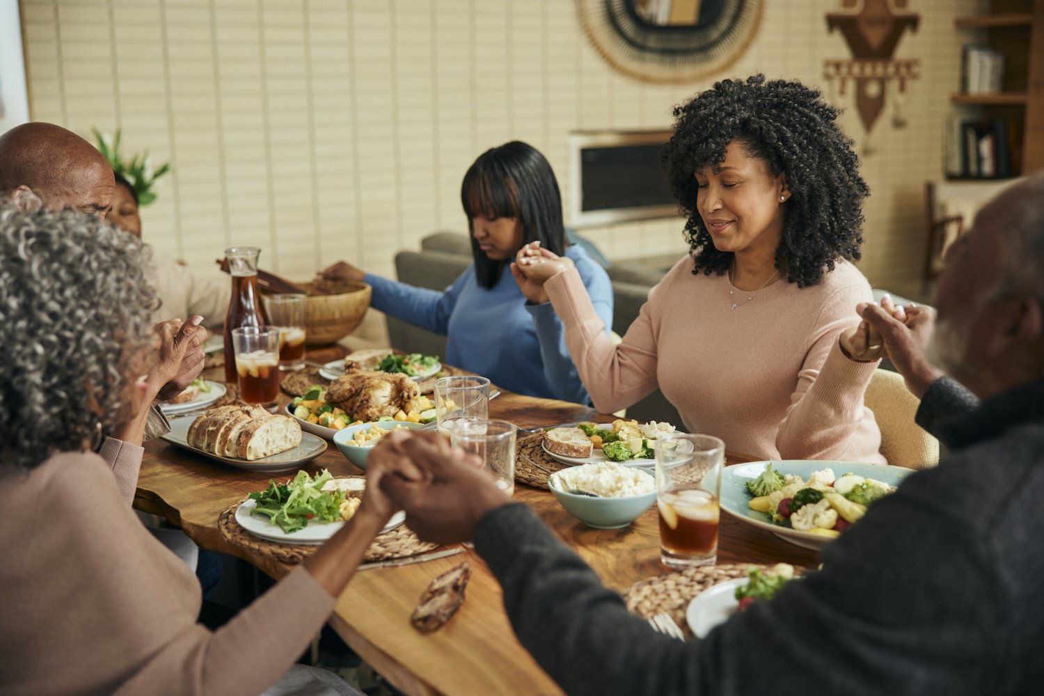 20211203_Thrivent_Dining_Room_Famliy_1316 copy.jpg