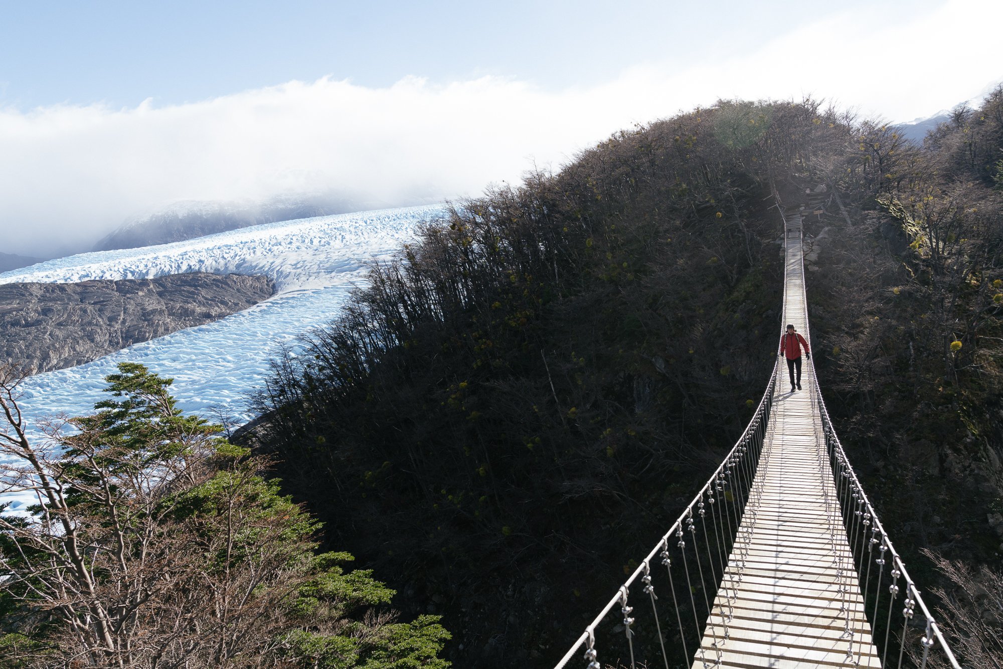 chs0030_saphire seven_patagonia_hike-62.jpg