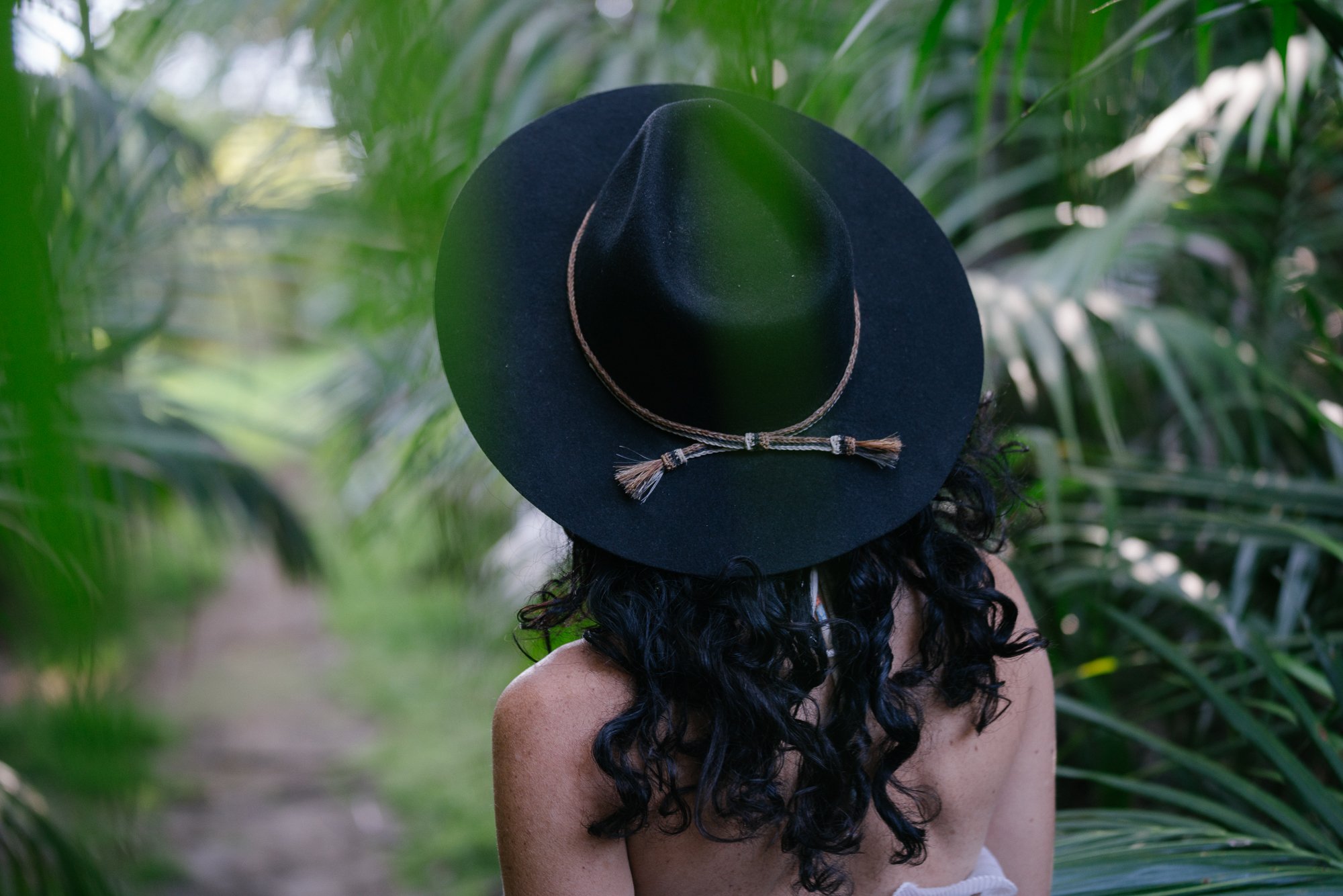 CHS0030_Sapphire Seven_palm trail-31.jpg