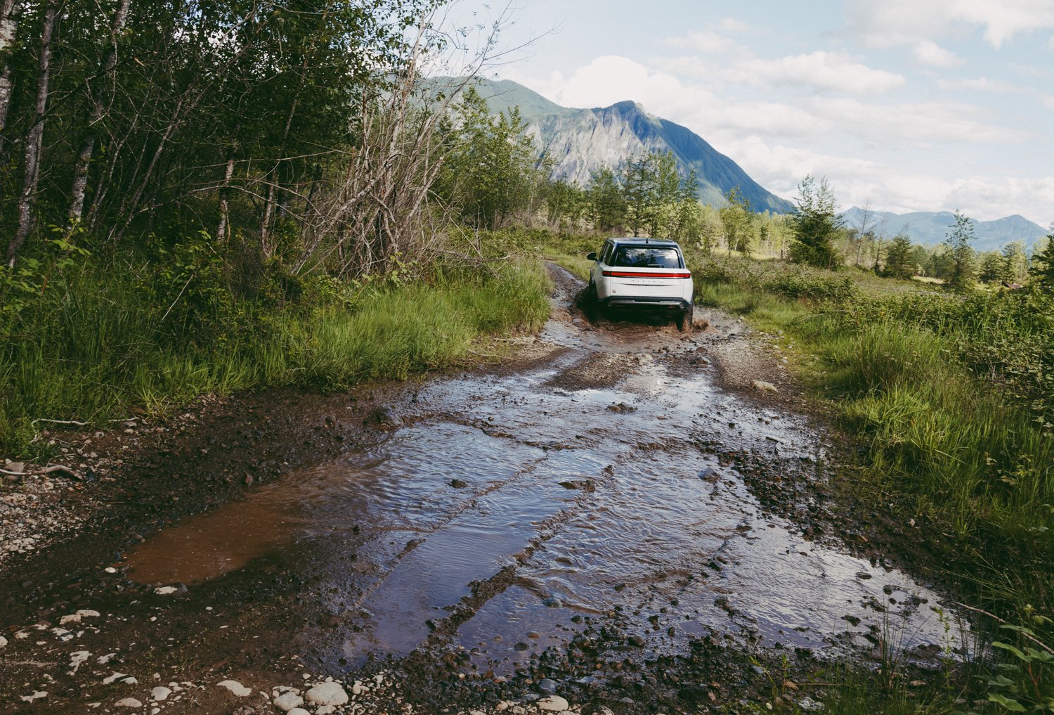 240530_Rivian_2418.jpg