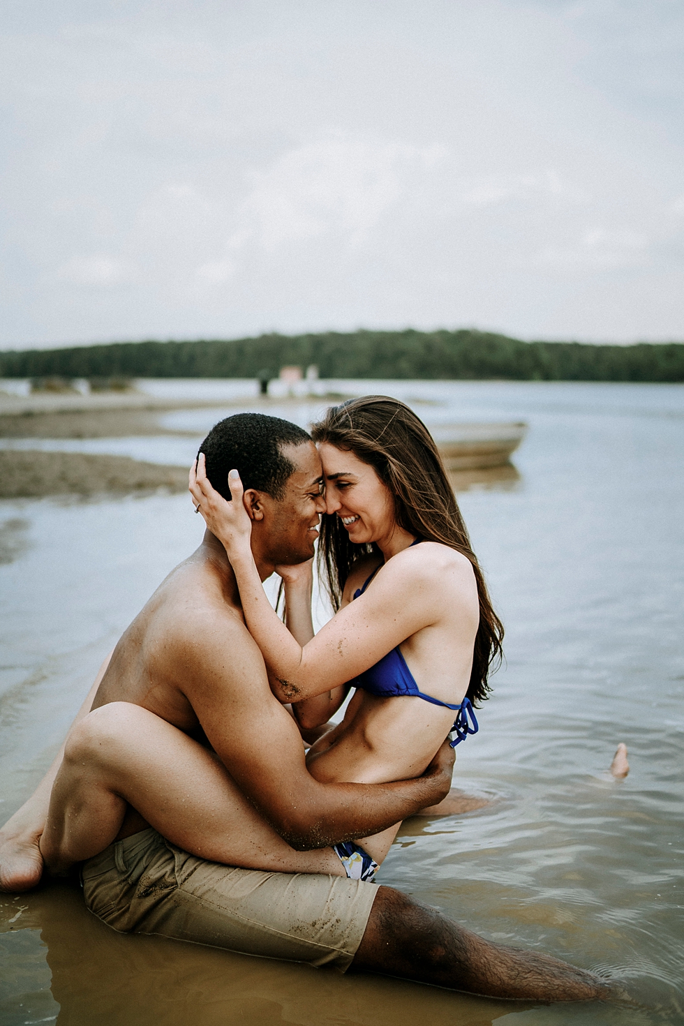  intimate lake photo deams lake enagement session swim suits couple kiss #engagementphotographer #louisvilleengagementphotographer #kentuckyengagmentphotographer #kentuckyengagments #engagementshoot #loveisintheair 