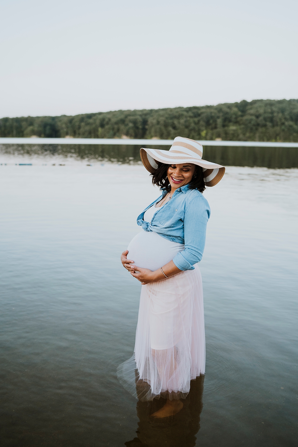  ACCESSORIES FOR MATERNITY PHOTO SHOOT WHITE HAT WITH BLACK RIM SHEER DRESS WITH JEAN COVER UP MATERNITY PHOTOGRAPHER WATER PHOTO SHOOT #photographer #maternityphotos #pregnancy #babybump #maternityphotoshoot #cincinnatiphotographer #louisvillephotog