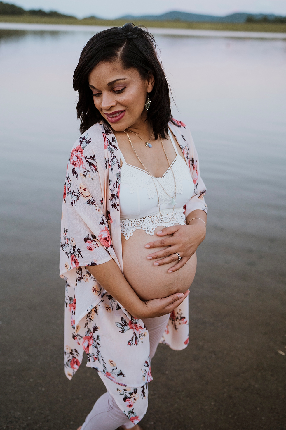  BARE BELLY BABY BUMP MAMMA TO BE PREGNANCY PHOTO MATERNITY PHOTOGRAPHER OHIO PHOTOGRAPHER FLORAL ACCENTS #photographer #maternityphotos #pregnancy #babybump #maternityphotoshoot #cincinnatiphotographer #louisvillephotographer 