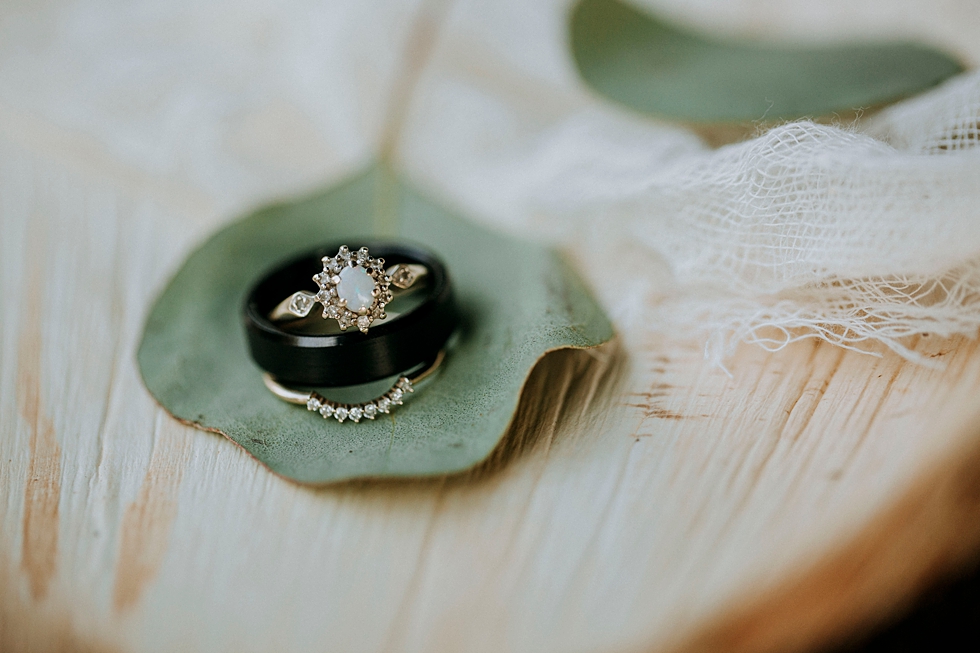  Vintage collector in London Lancastrian Jewelers environmentally friendly wedding decor do it yourself wedding decor close up of wedding rings #weddingphotographer #broaduschapel #weddingdaybliss #louisvillephotographer #kentuckyweddingphotographer 