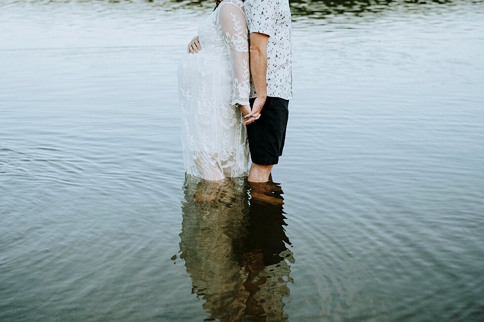  Feature shot of the baby bump for this maternity photo shoot at  Deam Lake, Indiana #maternitygoals #maternityphotographer #babybump #outdoorphotosession #kentuckyphotographer #indianaphotographer #louisvillephotographer #maternityphotos #expectinga