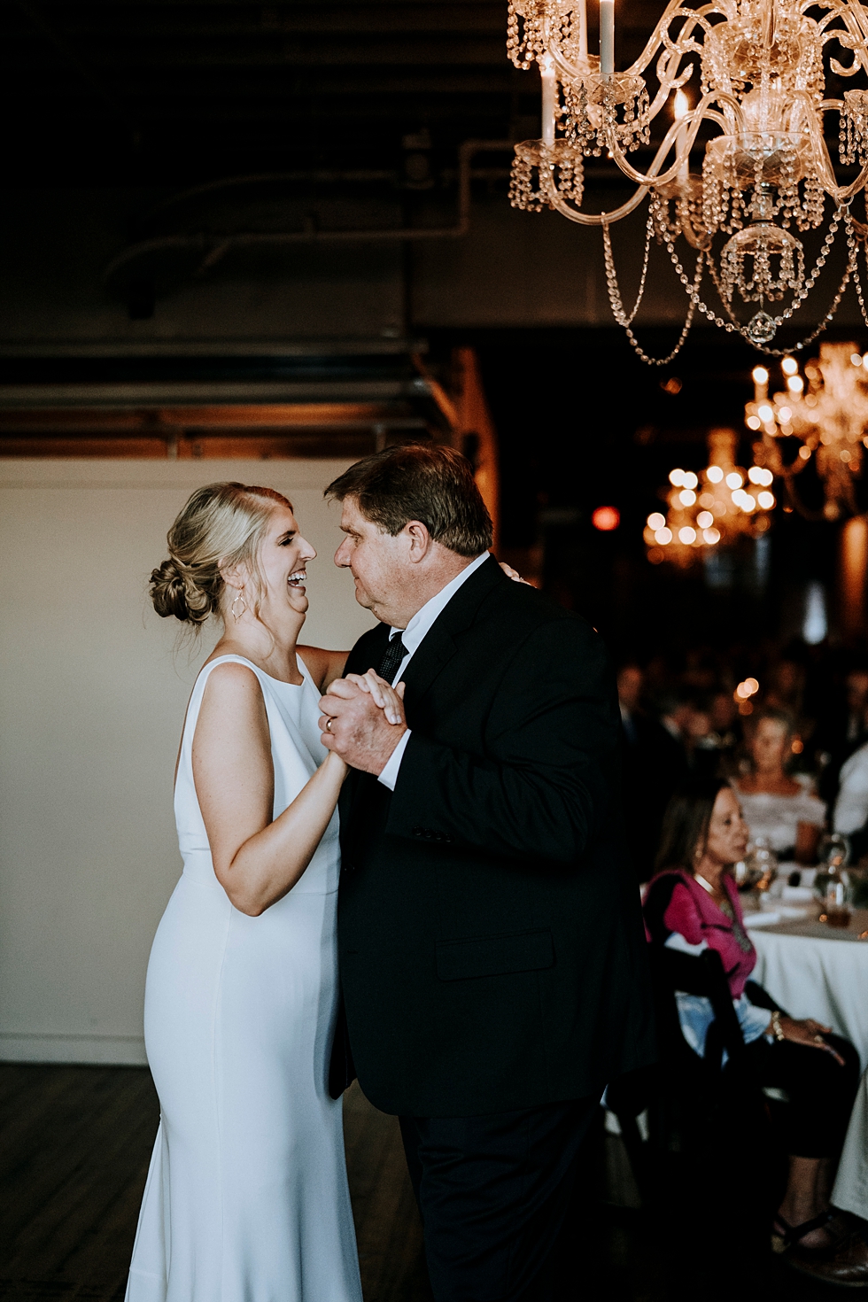  Father Daughter dance at wedding reception #weddinggoals #weddingphotographer #married #ceremonyandreception #kentuckyphotographer #indianaphotographer #louisvillephotographer #weddingphotos #husbandandwife #rooftopceremony #downtownwedding #wedding