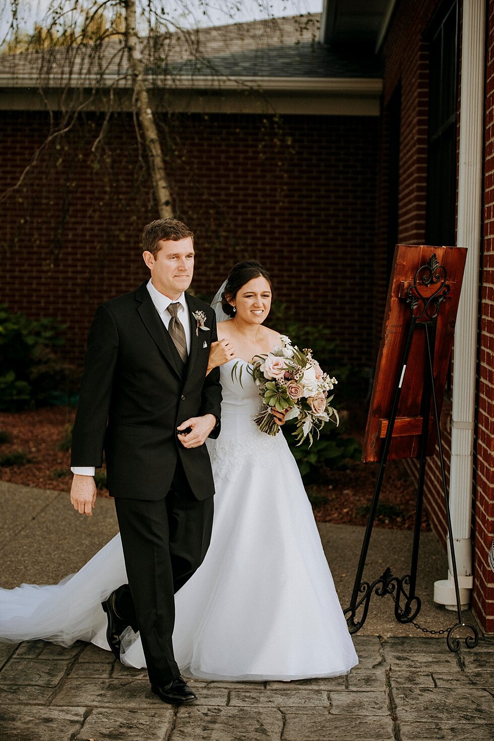  Walking down the aisle only moments before saying “I do” #weddinggoals #weddingphotographer #married #outdoorceremony #kentuckyphotographer #indianaphotographer #louisvillephotographer #weddingphotos #husbandandwife #allinclusivevenue #huberswinery 