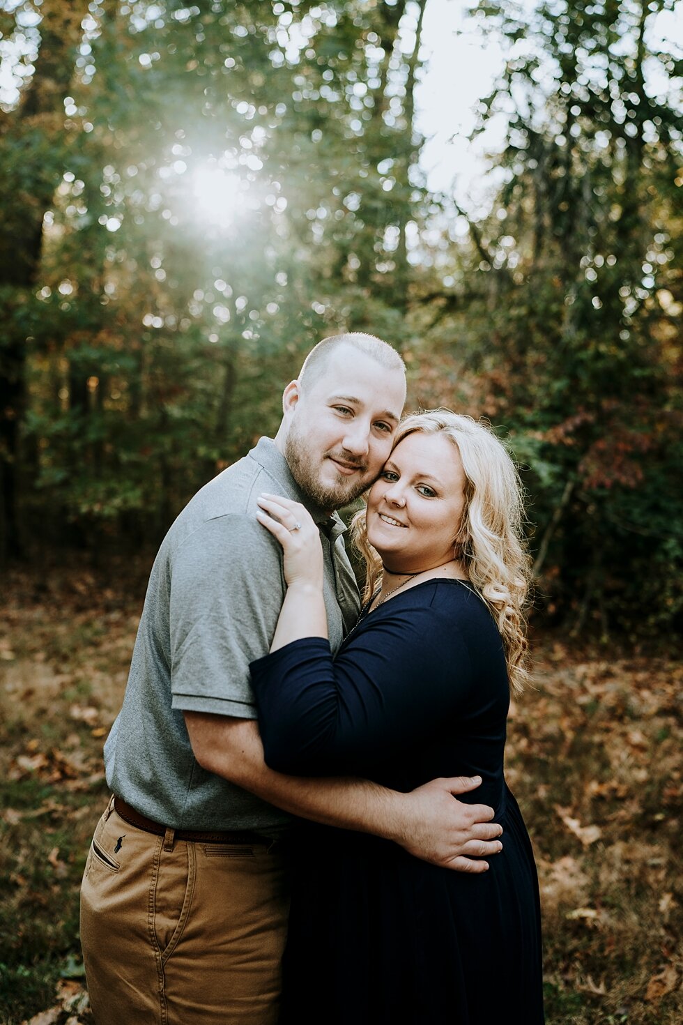  Sweet smiles with nothing but the setting sun and the forest trees behind them #engagementgoals #engagementphotographer #engaged #outdoorengagement #kentuckyphotographer #indianaphotographer #louisvillephotographer #engagementphotos #savethedatephot