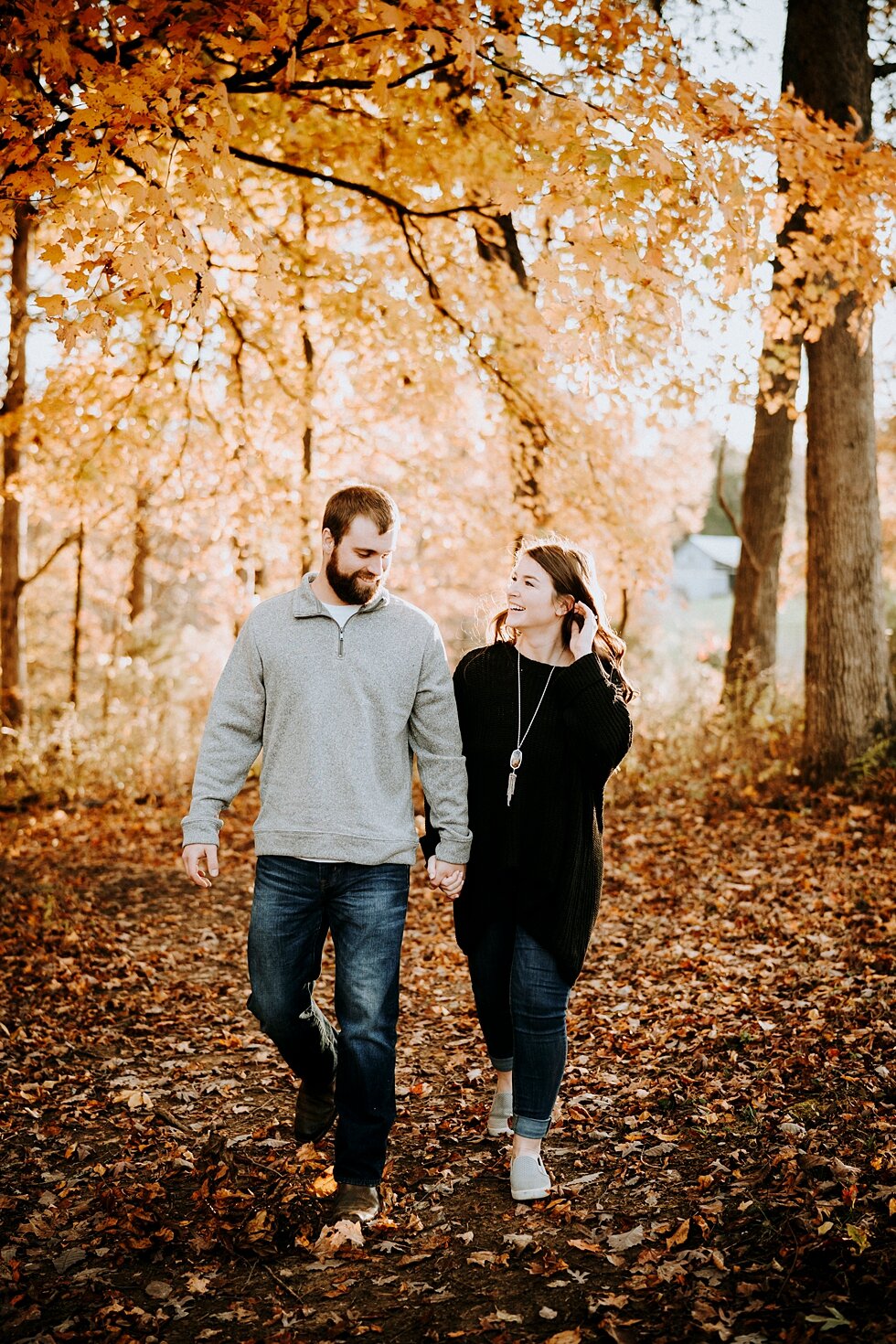  The lighting and fall leaves could not have made for a better setting for this engagement session! #engagementgoals #engagementphotographer #engaged #outdoorengagement #kentuckyphotographer #indianaphotographer #louisvillephotographer #engagementpho