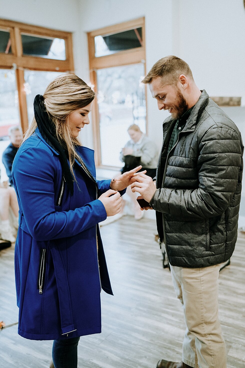 They didn’t even take their coats off, he was so excited to pop the question right as they walked in the door! #engagementgoals #proposalphotographer #engaged #photographedengagement #kentuckyphotographer #indianaphotographer #louisvillephotographer