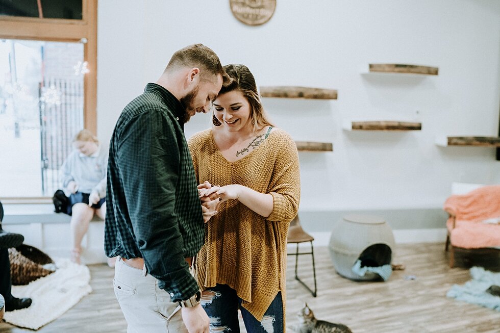  Taking time to admire her gorgeous new engagement ring! #engagementgoals #proposalphotographer #engaged #photographedengagement #kentuckyphotographer #indianaphotographer #louisvillephotographer #proposalphotos #savethedatephotos #popthequestion #sh