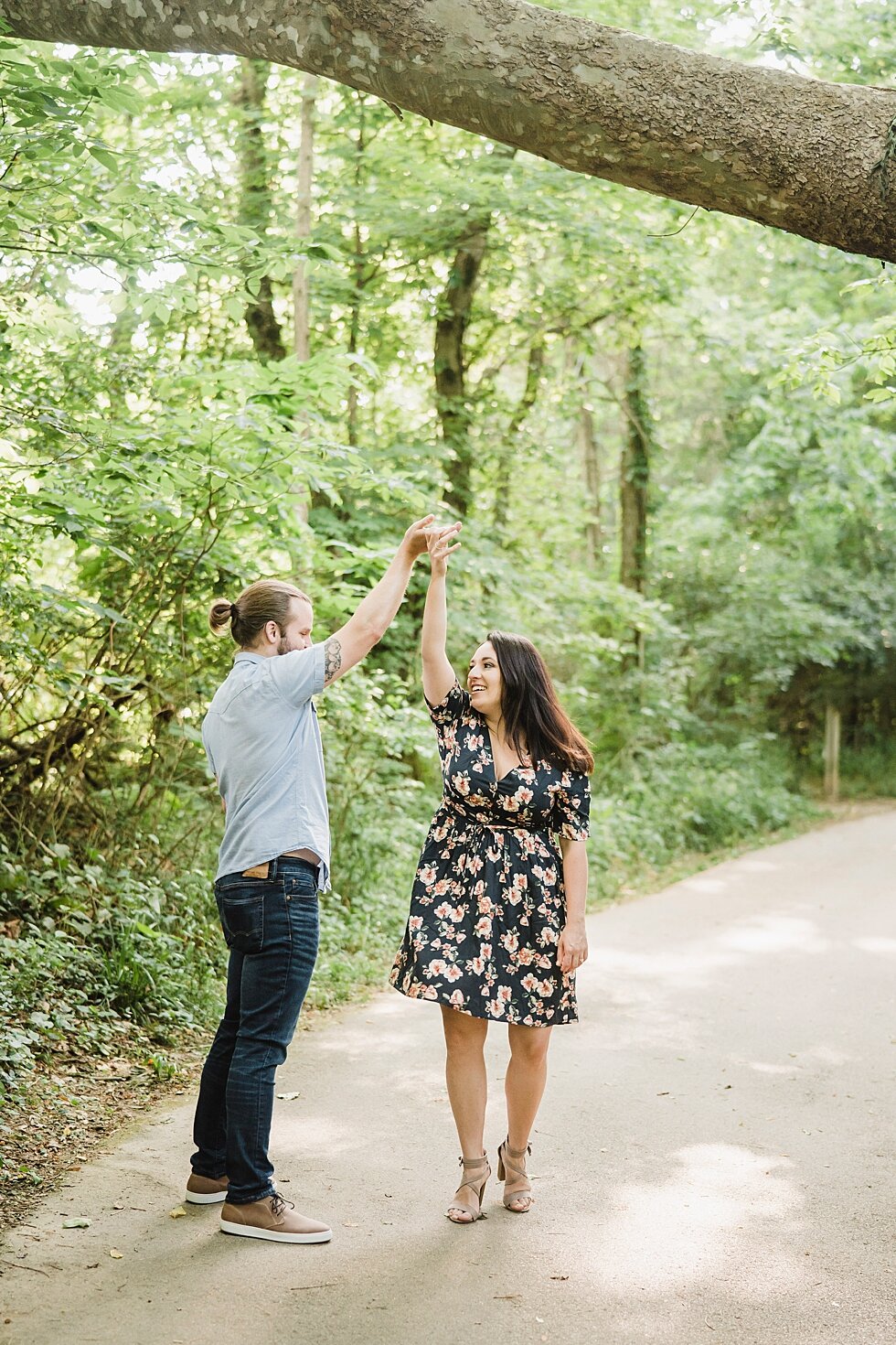  This soon to be bride and groom didn’t waste any time on their walk as they danced along the path. #engagementgoals #engagementphotographer #engaged #outdoorengagement #kentuckyphotographer #indianaphotographer #louisvillephotographer #engagementpho