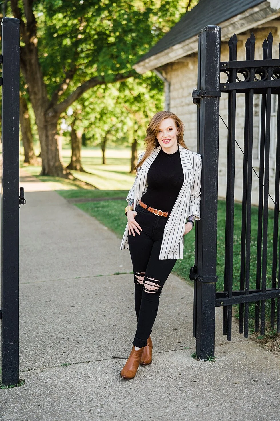 Red head hair salon owner takes outdoor head shots in downtown louisville #branding #brandingsession #headshots #outdoorheadshots #brandingphotographer #brandingphotography #headshotphotographer #louisvillebranding #louisville #louisvillebrandingph