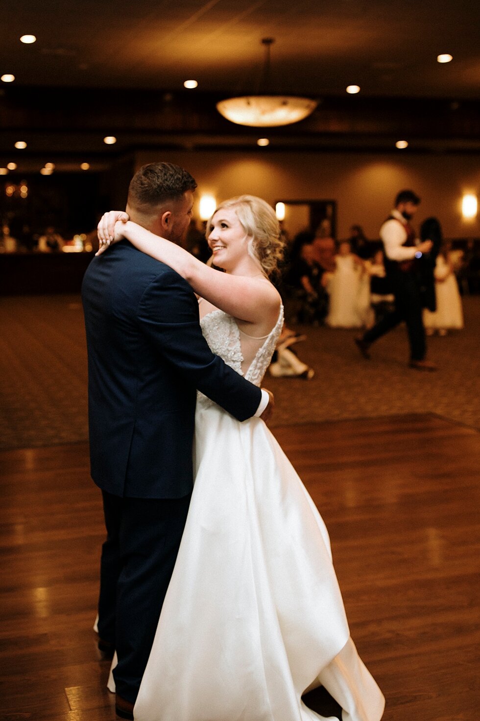  Bride and Groom first dance at reception at Plantation Hall Huber’s Orchard and Winery  #thatsdarling #weddingday #weddinginspiration #weddingphoto #love #justmarried #midwestphotographer #kywedding #louisville #kentuckywedding #louisvillekyweddingp