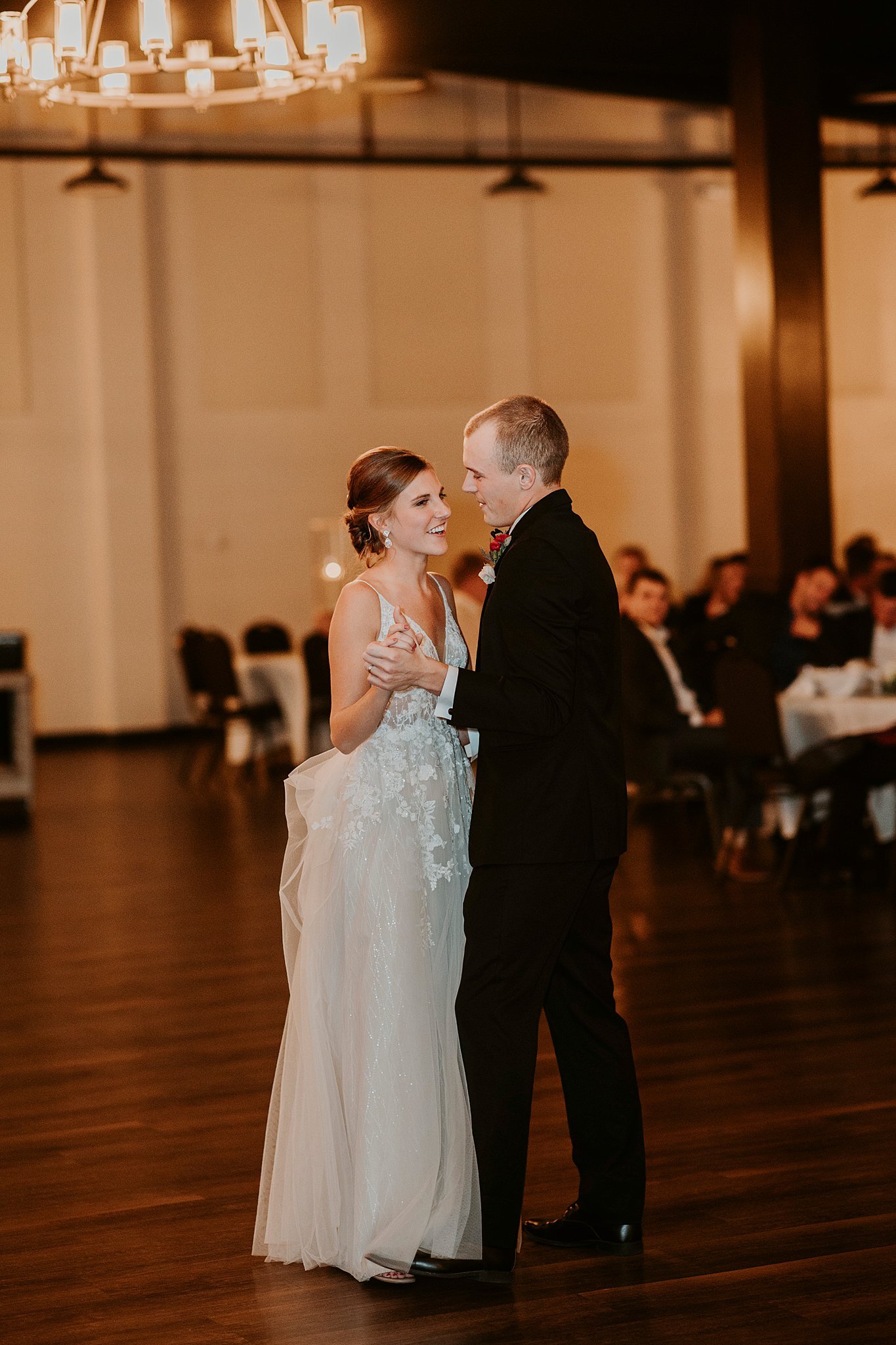  Bride and groom first dance at Venue 1408 Jasper Indiana.  #thatsdarling #weddingday #weddinginspiration #weddingphoto #love #justmarried #midwestphotographer #kywedding #louisville #kentuckywedding #louisvillekyweddingphotographer #weddingbliss #we