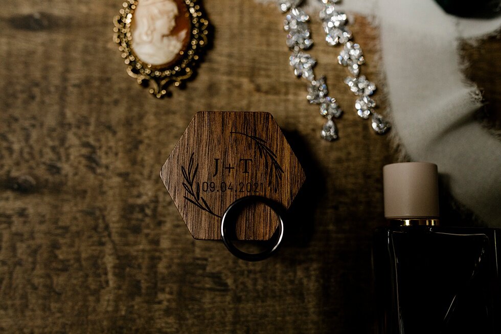  The grooms wedding ring along with accent pieces and historic background create the perfect rustic feel for this garden wedding. Kentucky wedding photographer wedding bliss just married love ceremony inspiration garden wedding intimate #farmingtonhi