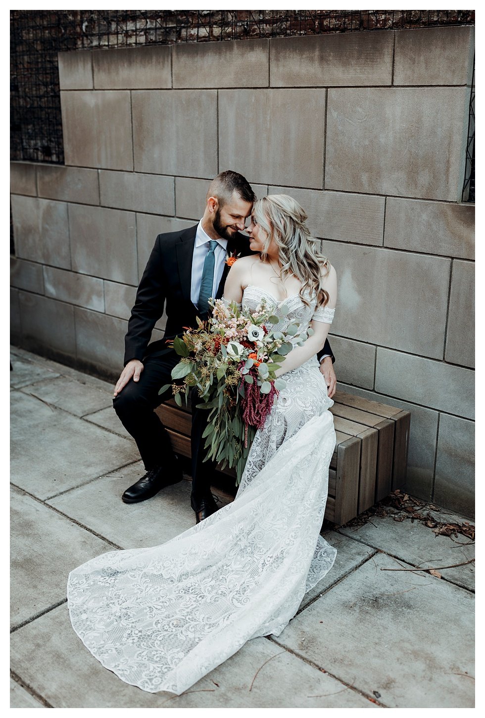 Tracy Wedding, A winter Wedding at the Fraizer History Museum in