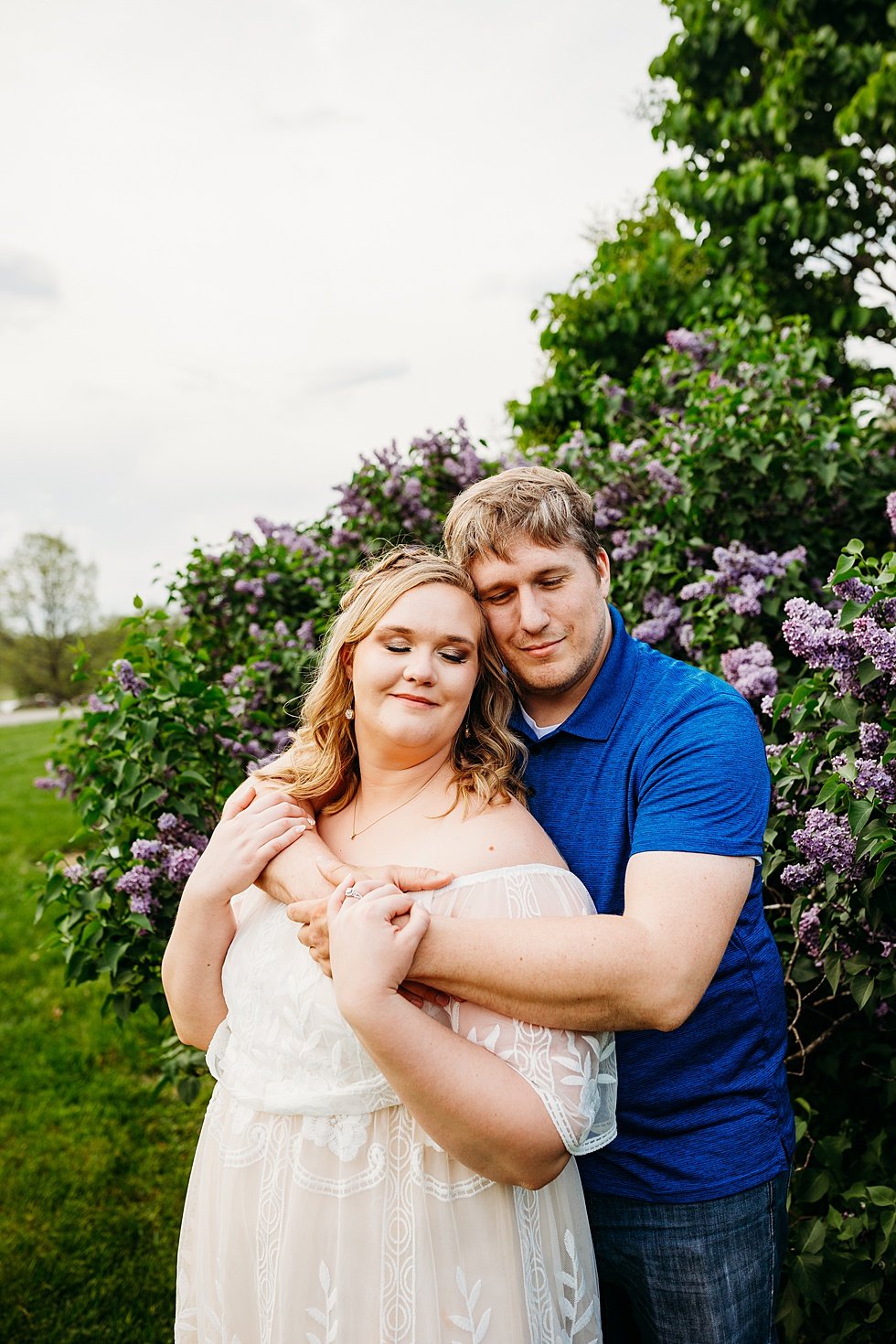  Spring engagement session with dogs at Bernheim Forest 