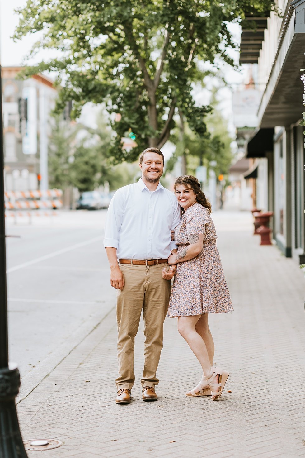  Engagment session in downtown New Albany, Indiana 