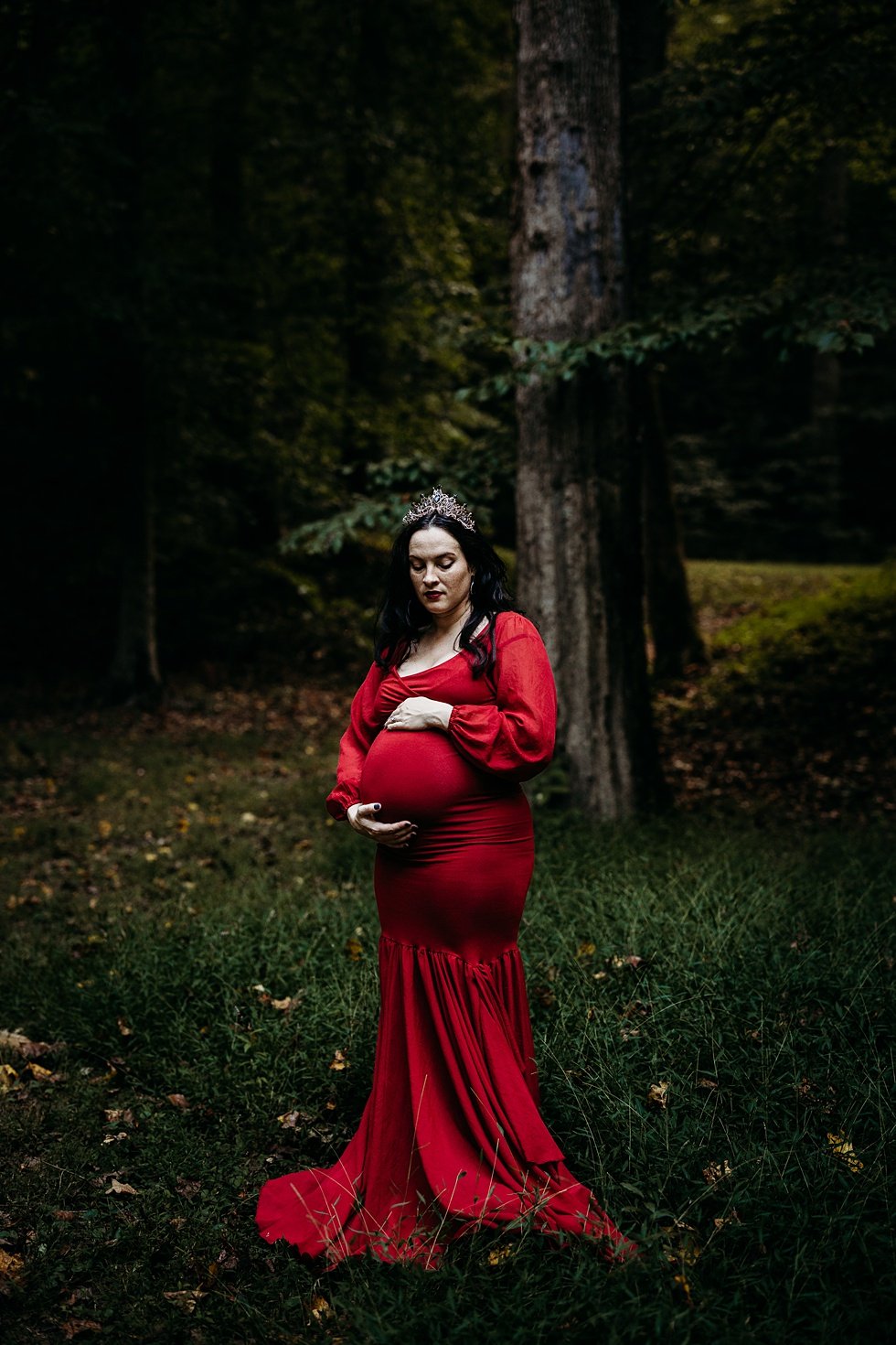  Dark and moody fairytale maternity session at Bernheim Forest 