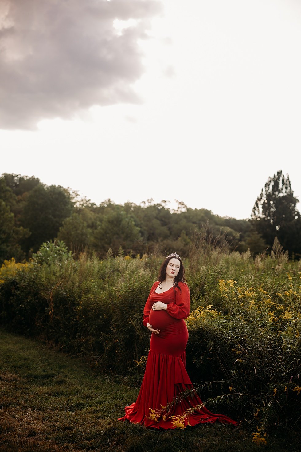  Dark and moody fairytale maternity session at Bernheim Forest 