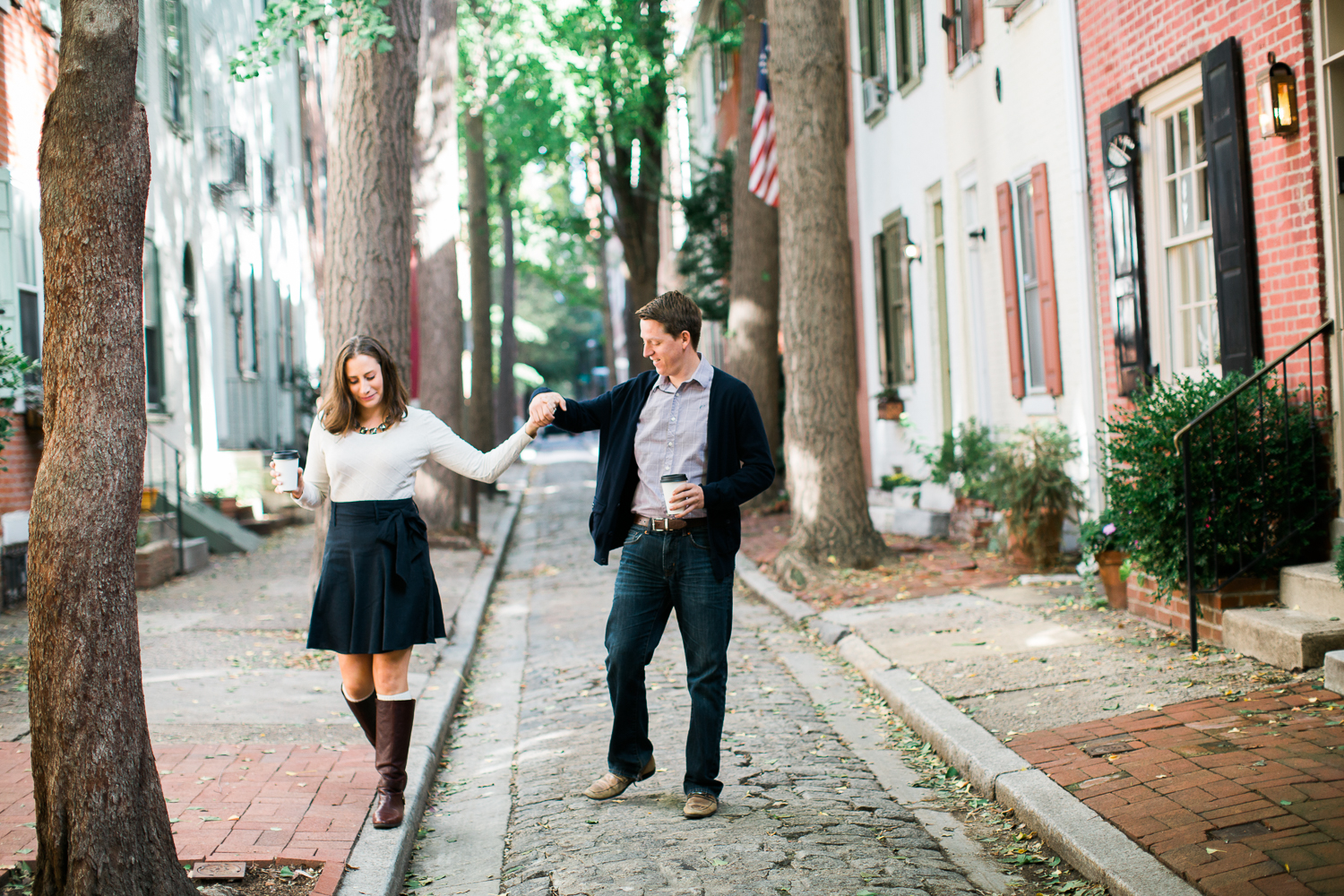 olde-city-philadelphia-engagement-photography-2.jpg