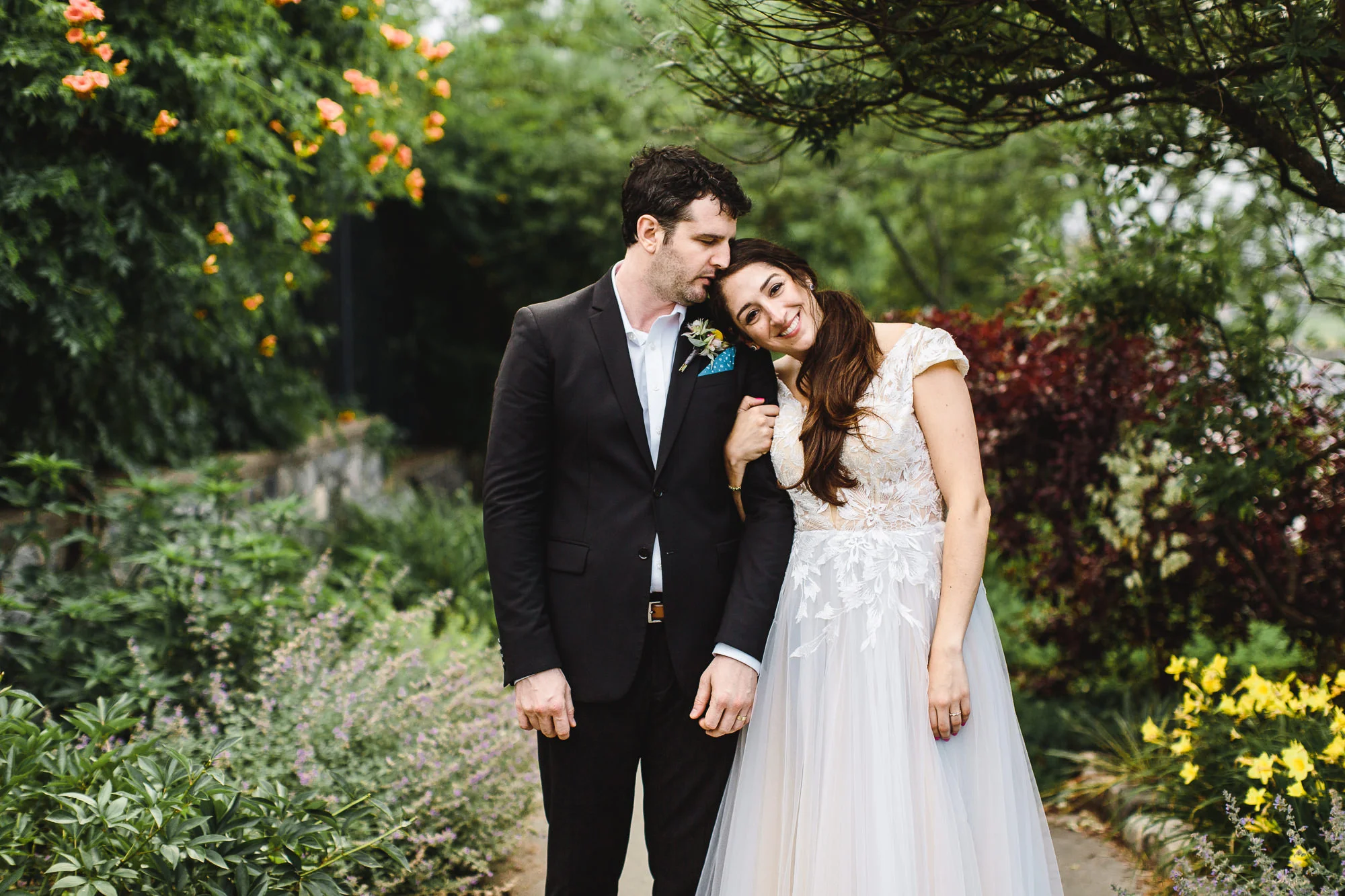 Colorful-Liberty-Warehouse-Brooklyn-Wedding-Emily-Kirke (80 of 100).jpg