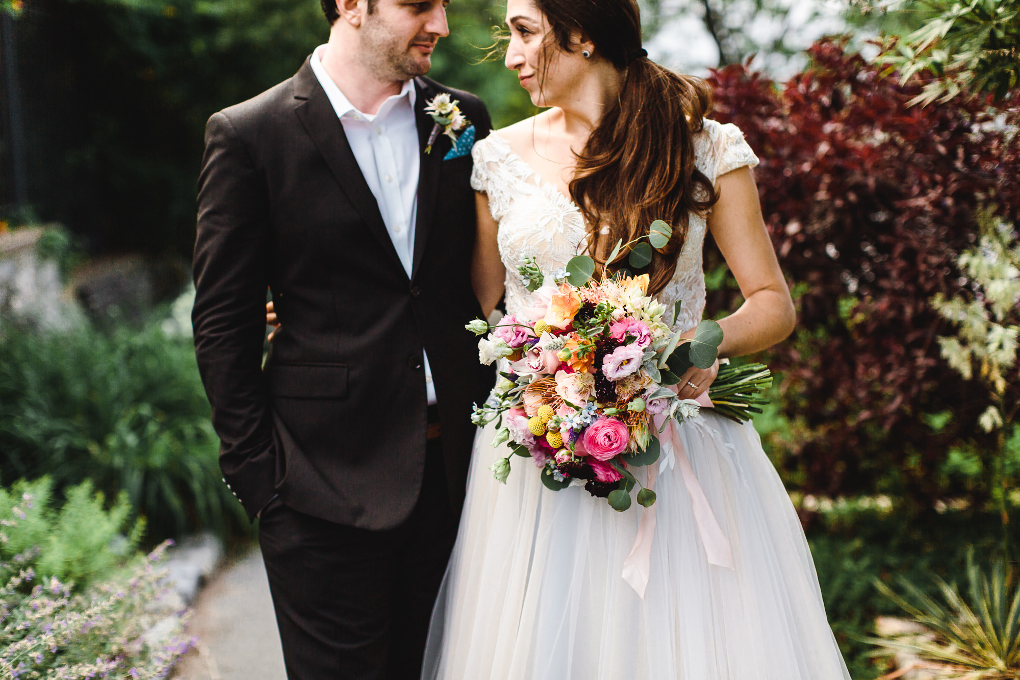 Colorful-Liberty-Warehouse-Brooklyn-Wedding-Emily-Kirke (84 of 100).jpg