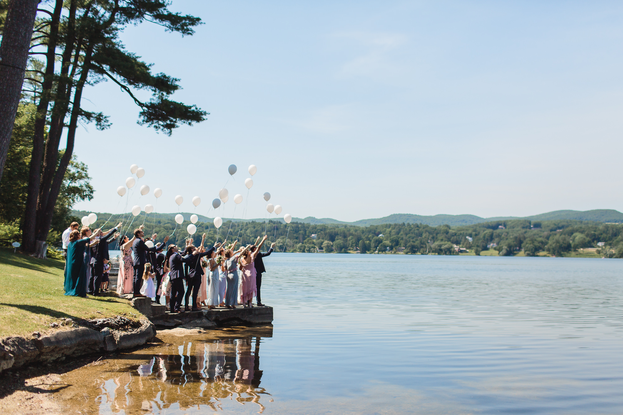 connecticut-summer-lake-wedding-emily-kirke-photography-upstyle (67 of 181).jpg