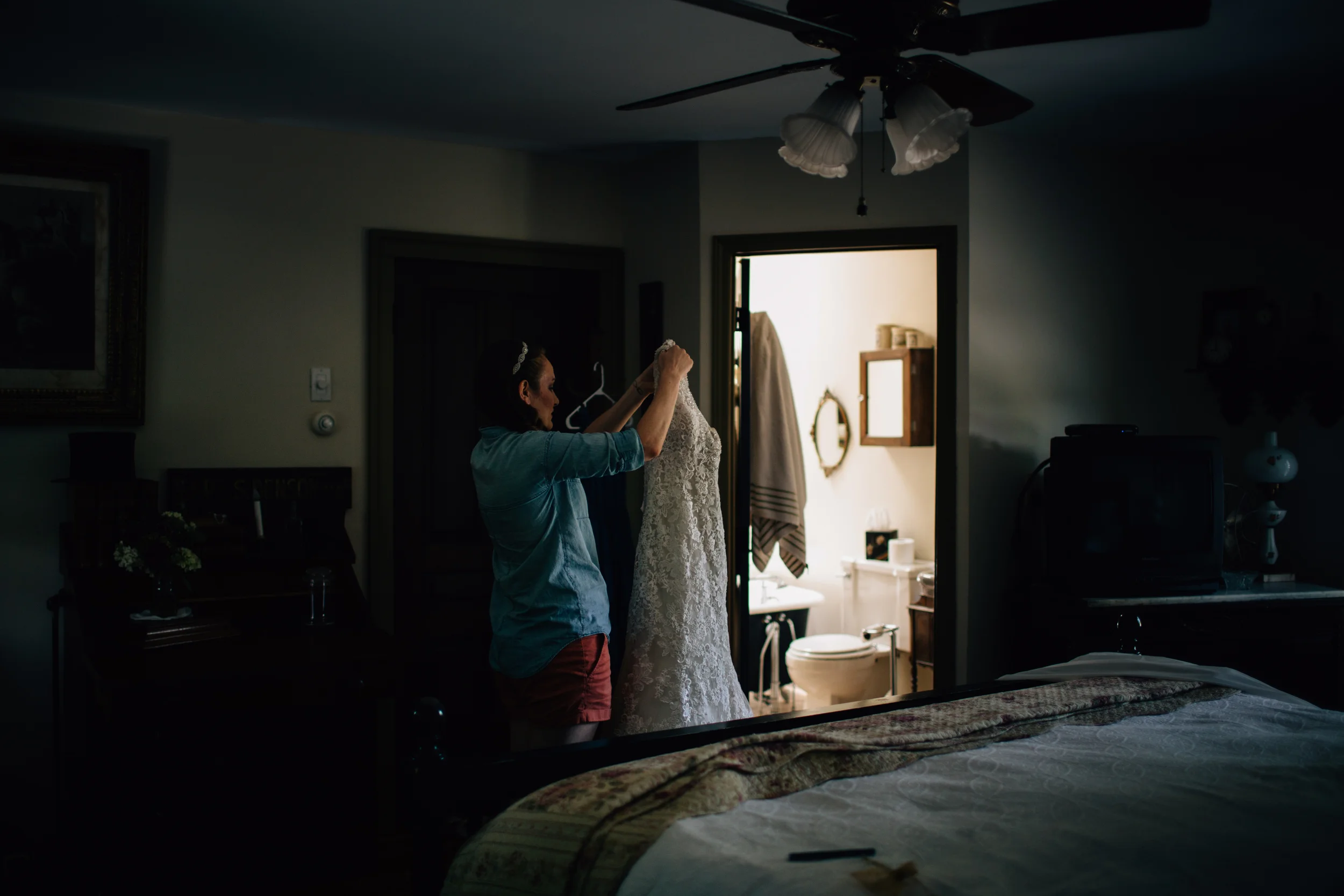 KELLIandBRADweddingJUNE2015 - gettingready (33 of 66).jpg