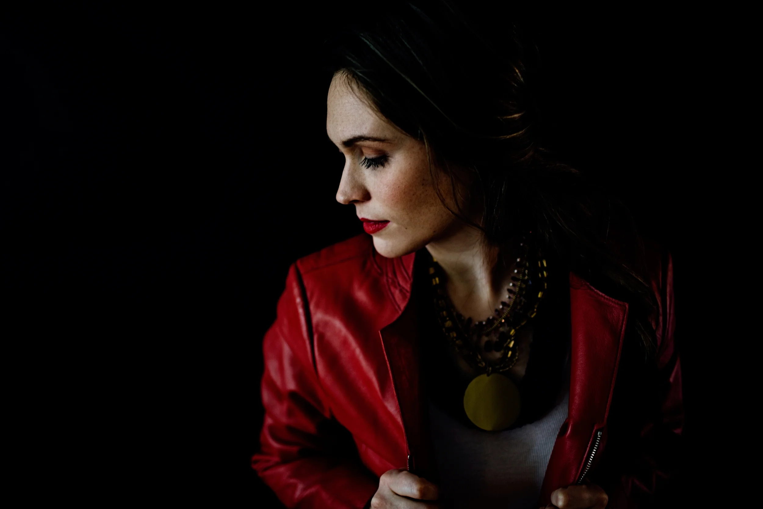 JennaFlowers2 (16 of 45)-Exposure.jpg