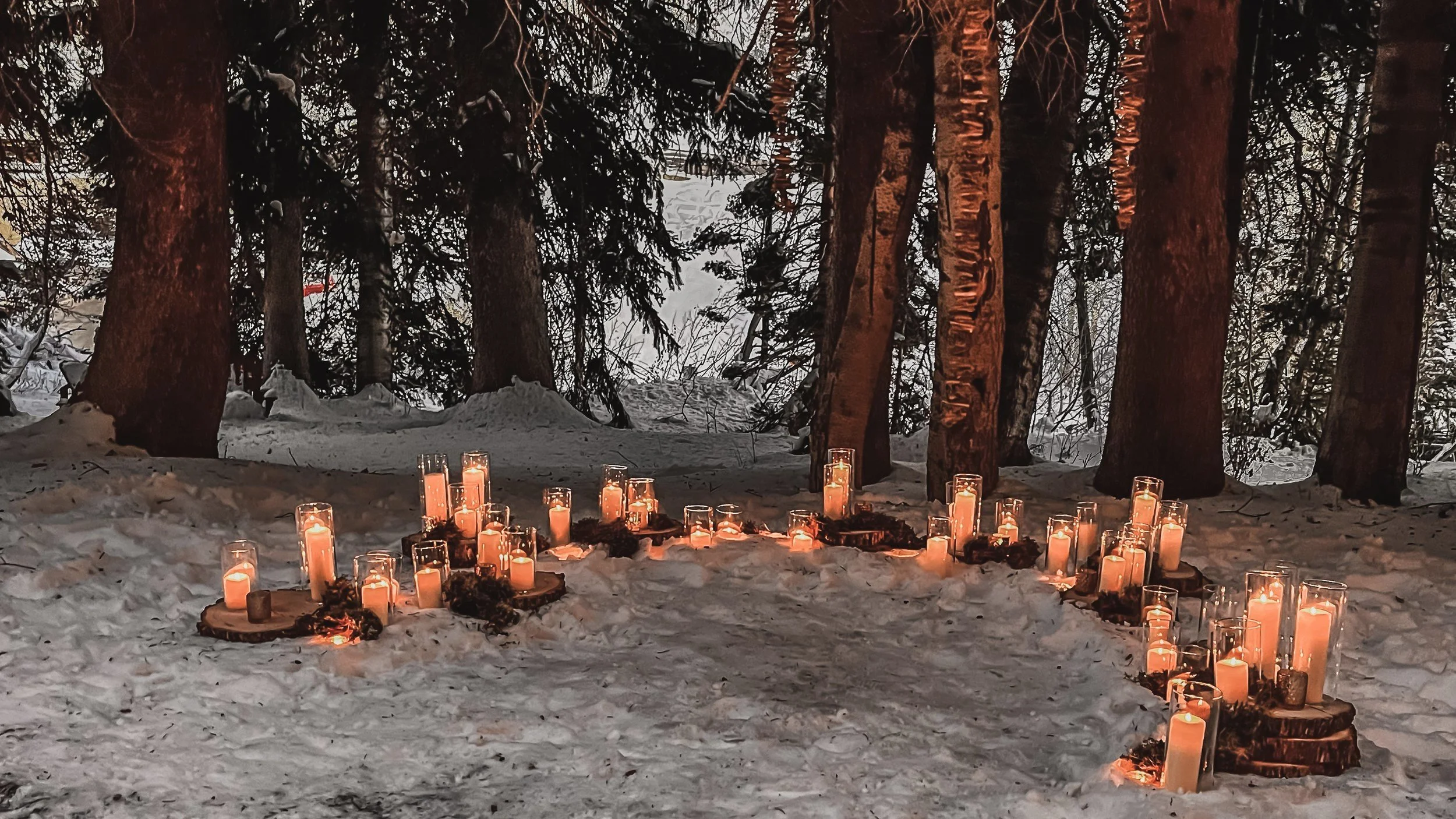 winter wedding first look