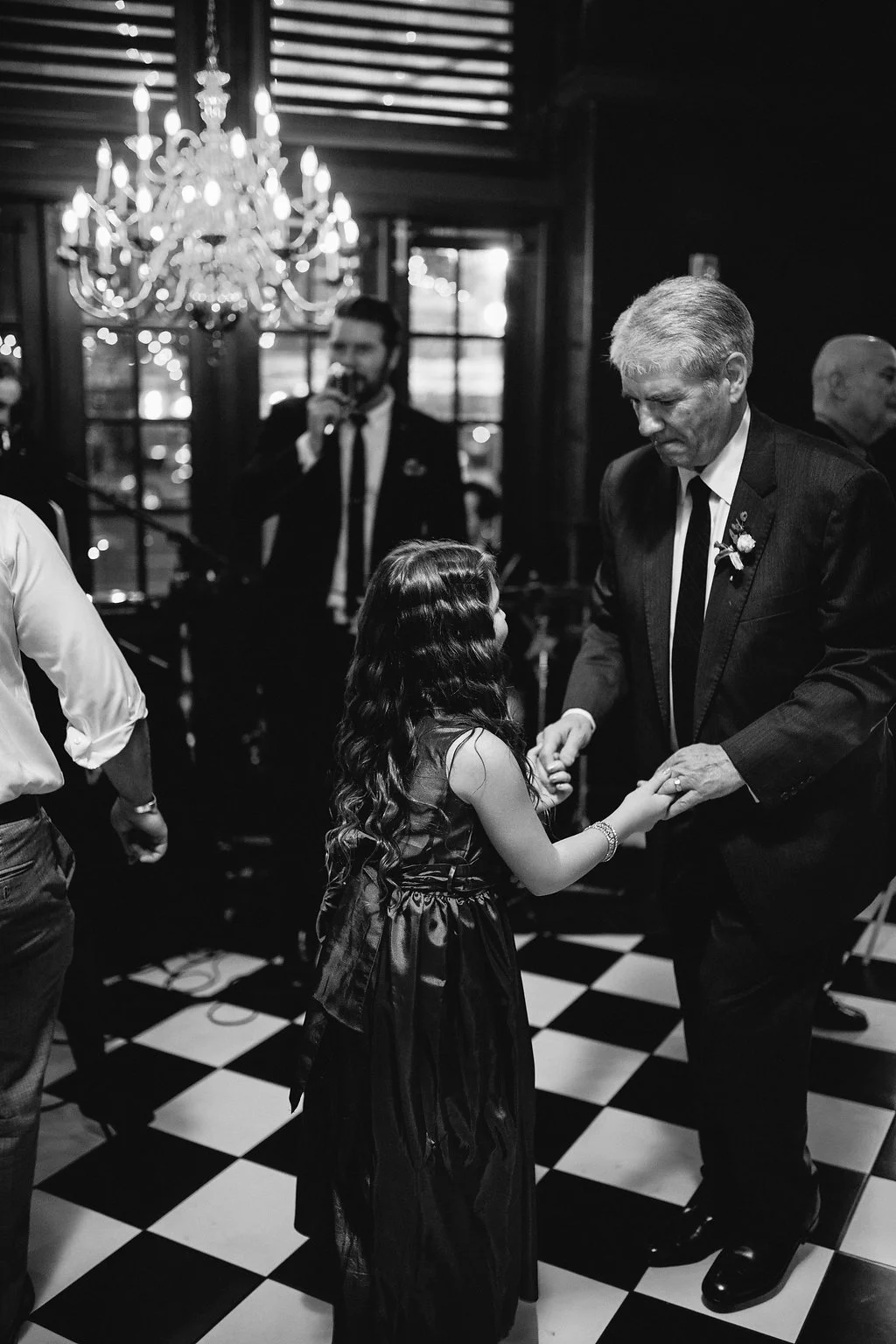 Kids always make a dance party so much more fun. Photo courtesy of Shannon Elizabeth (shannonelizabethphoto.com)