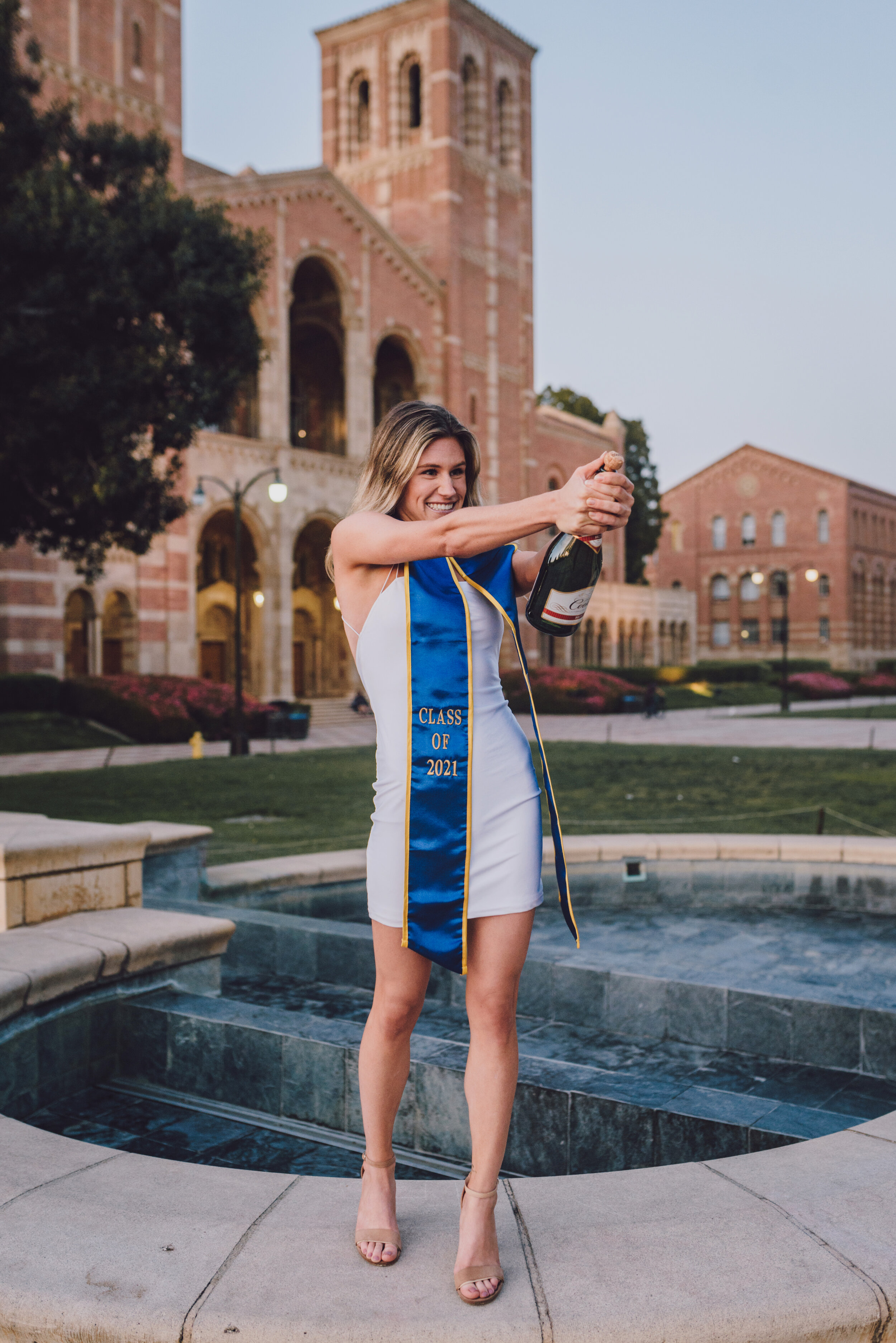 Los-Angeles-Graduation-Portrait-Photographer-UCLA-30.jpg