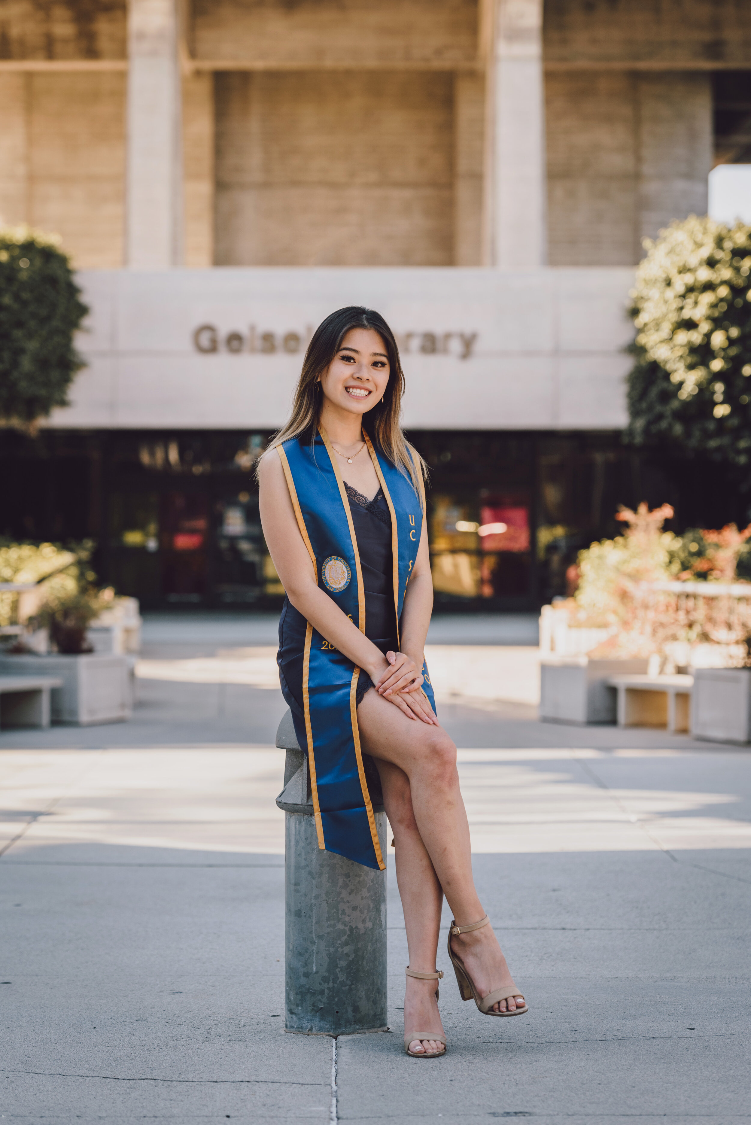 San-Diego-Graduation-Portrait-Photographer-UCSD-15.jpg