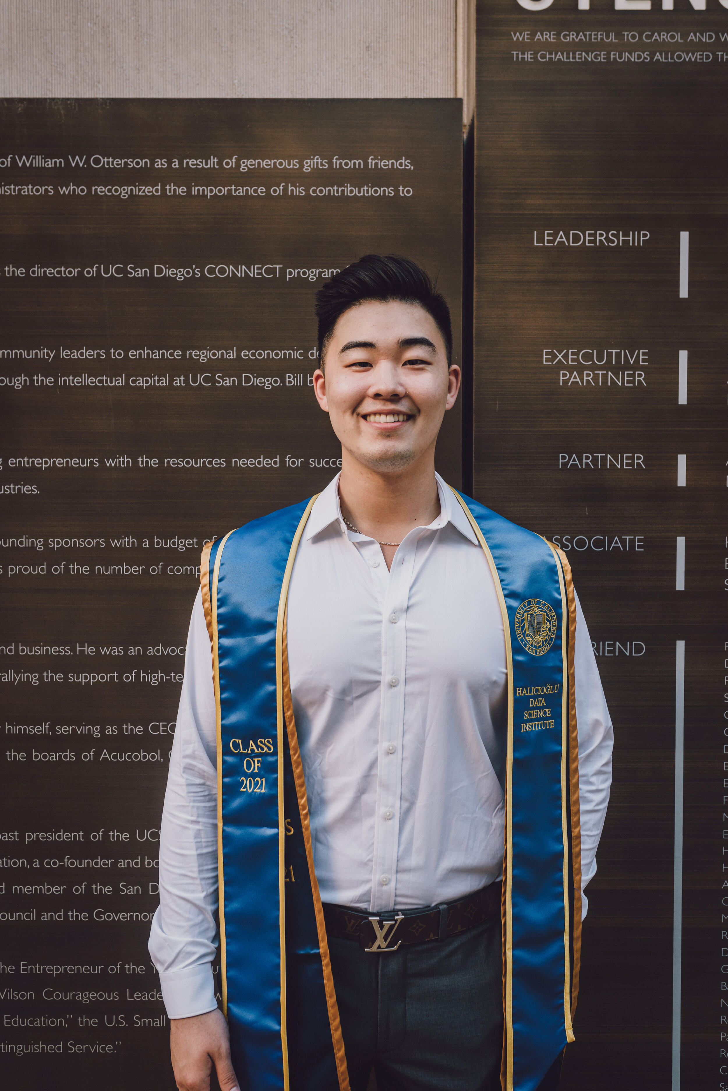 San-Diego-Graduation-Portrait-Photographer-UCSD-22.jpg