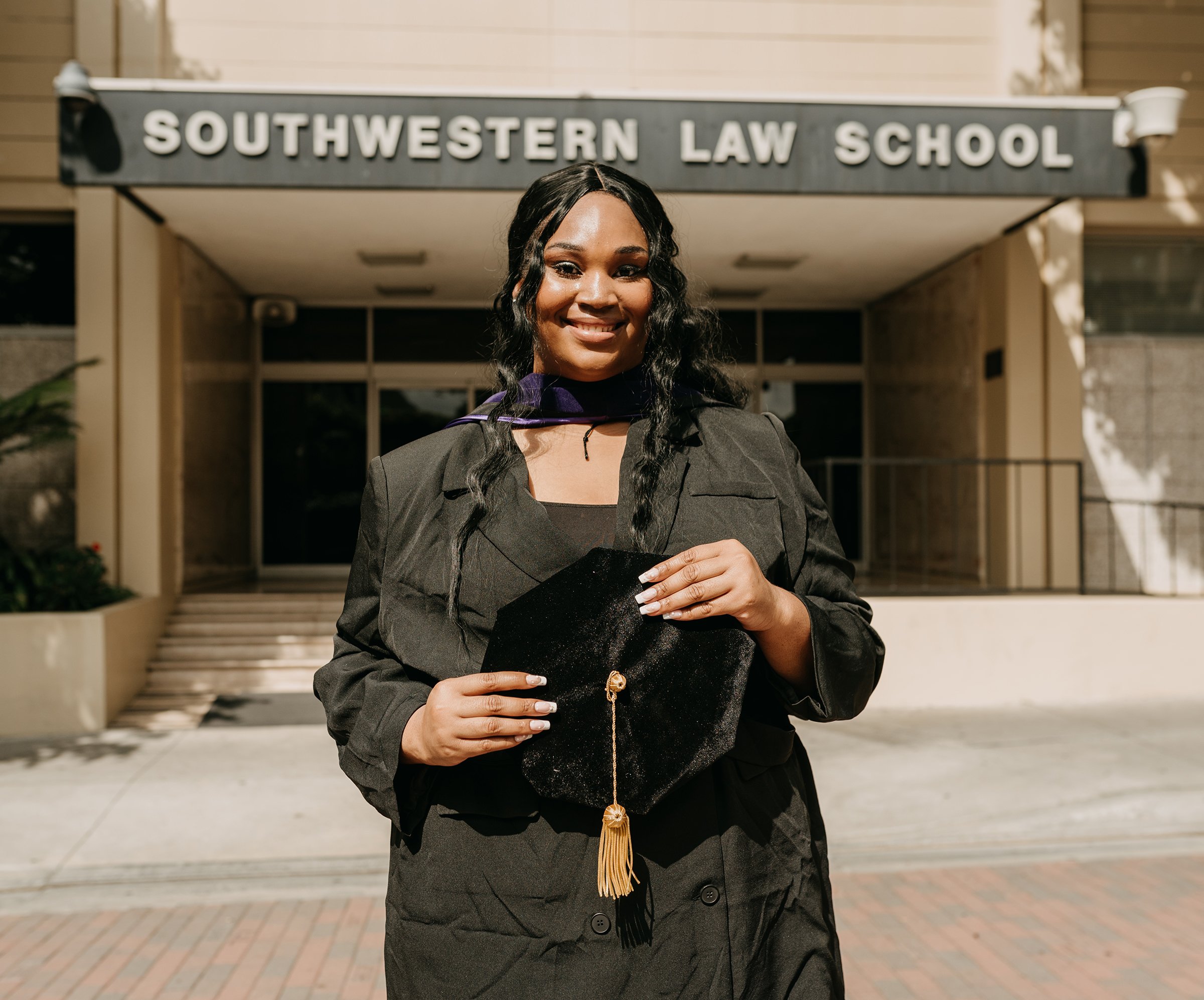 southwestern-law-school-graduation-portrait-losangeles-southern-california-photographer-12.jpg