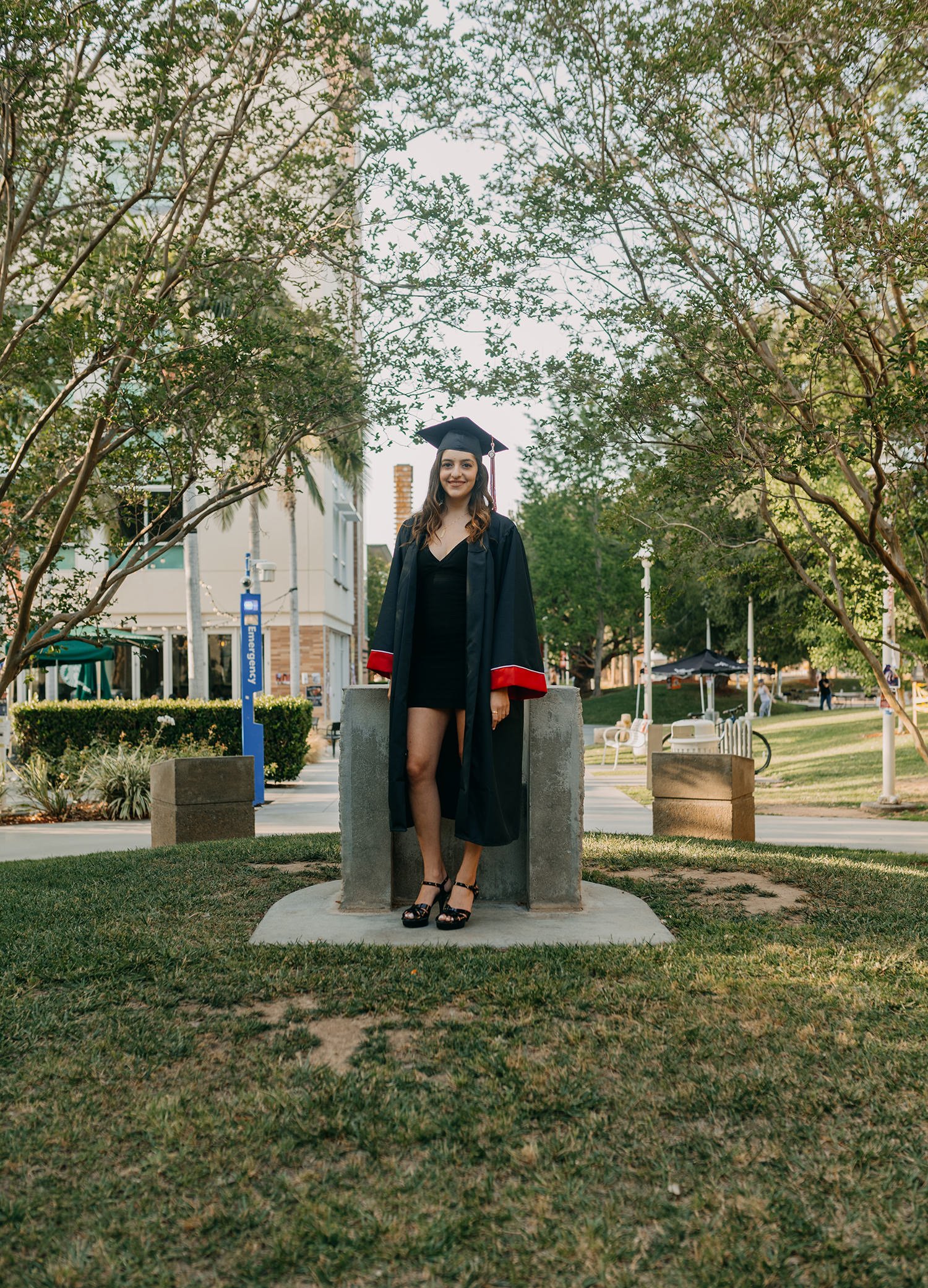 chapman-university-graduation-portrait-orange-county-photographer-6.jpg