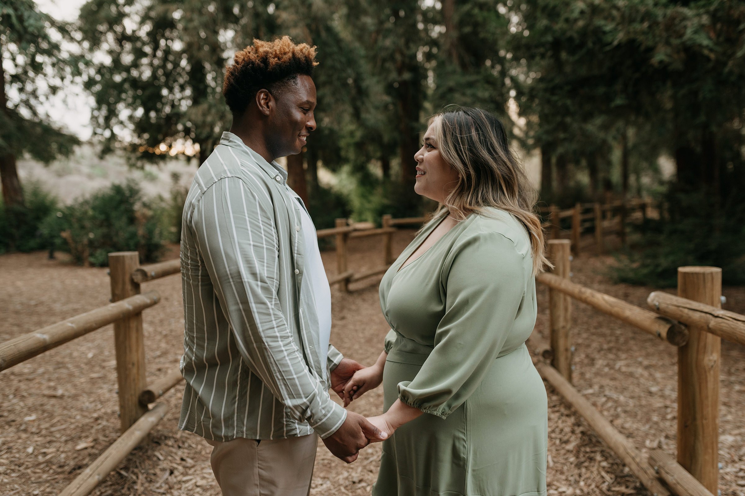 carbon-canyon-regional-park-engagement-session-redwood-outfit-inspo-orange-county-wedding-photographer-2.jpg