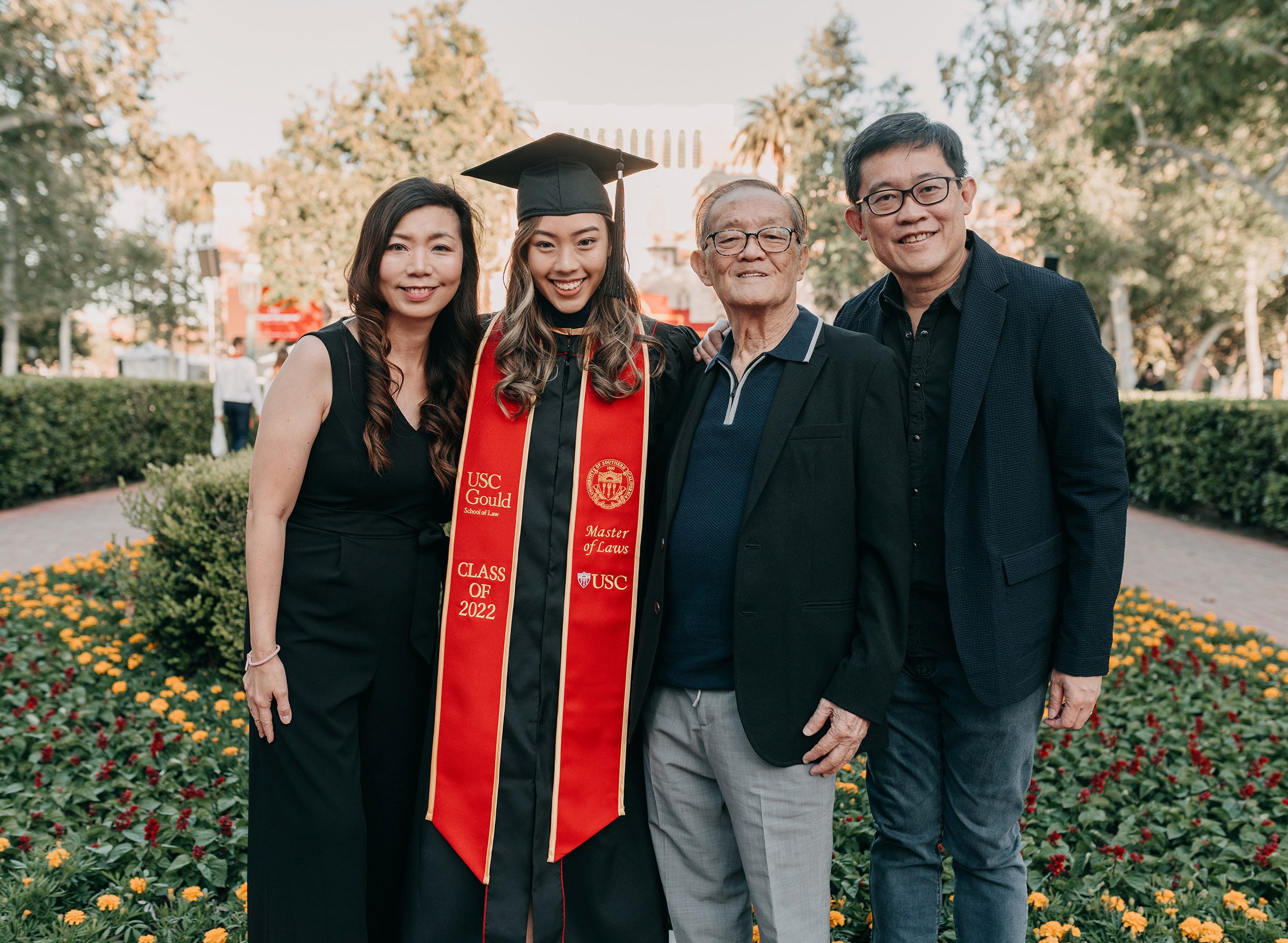 usc-graduation-family-portrait-losangeles-california-photographer-16.jpg
