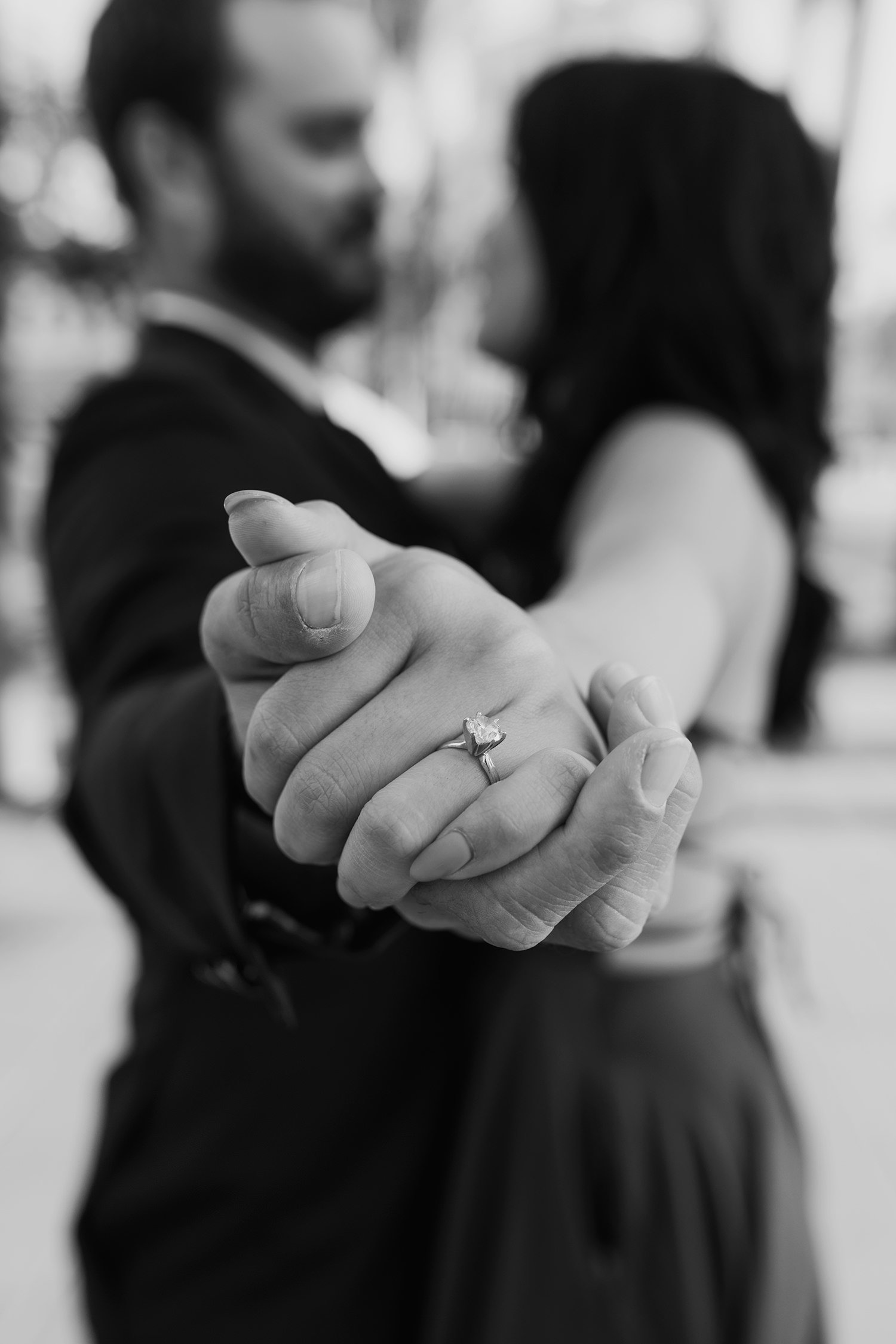 Orange-County-Downtown-Engagement-Ring-Makito-Umekita-Photography.jpg