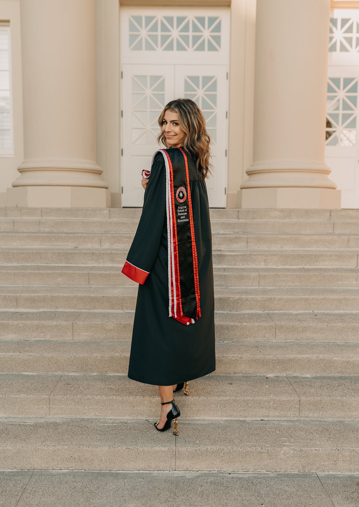 chapman-university-graduation-cute-girl-portrait-orange-county-photographer-32.jpg