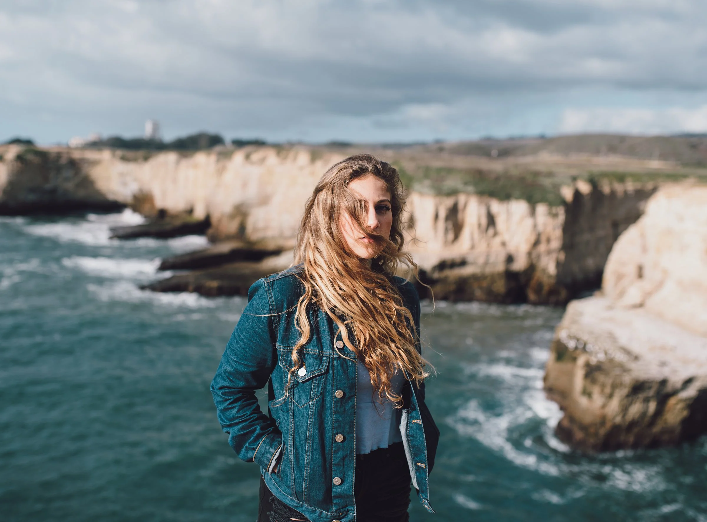 Shark-Fin-Cove-Beach-Santa-Cruz-Portrait-Makito-Umekita-Photography.jpg