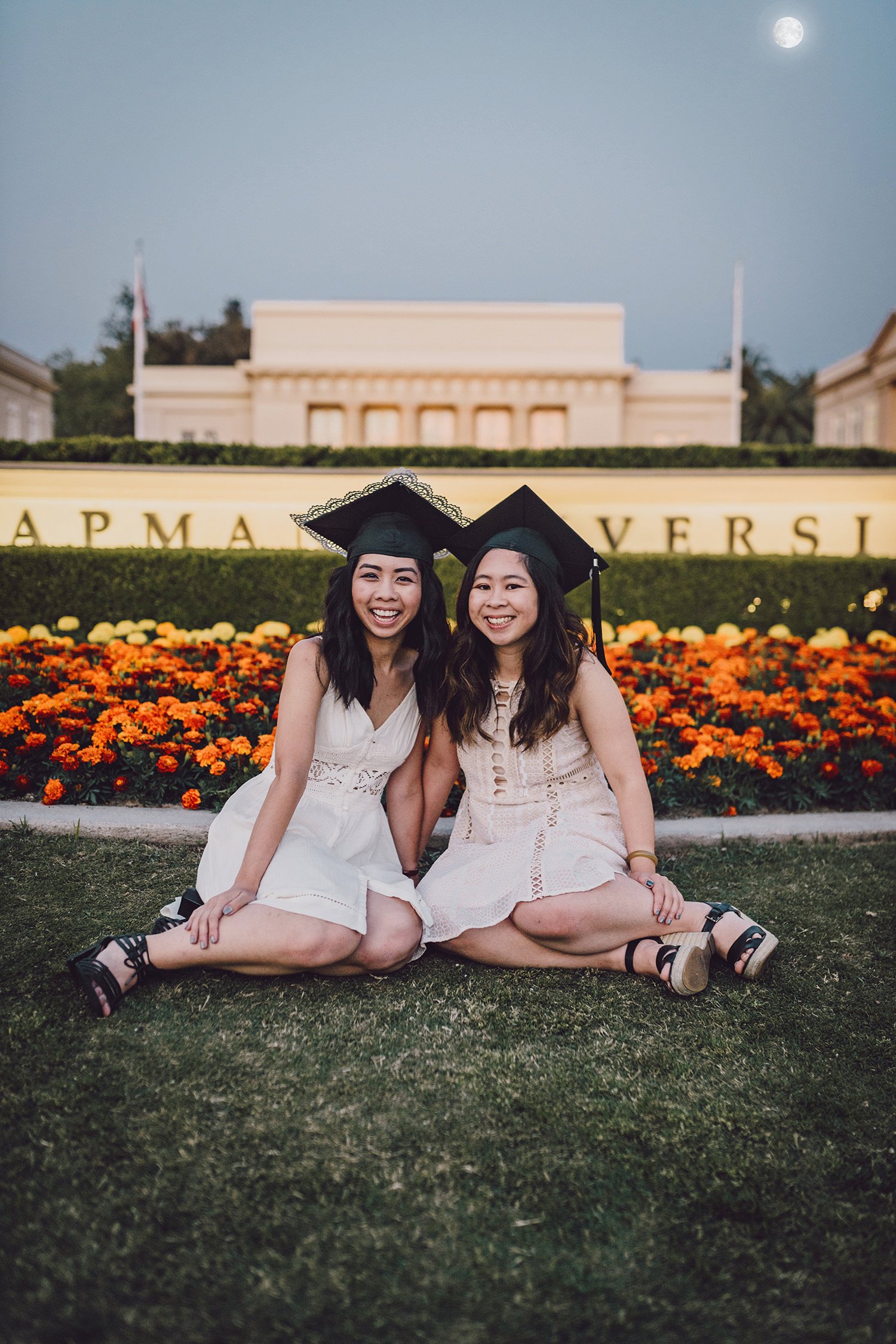 Chapman-University-Sisters-Graduation-Portraits-OC-Photographer.jpg